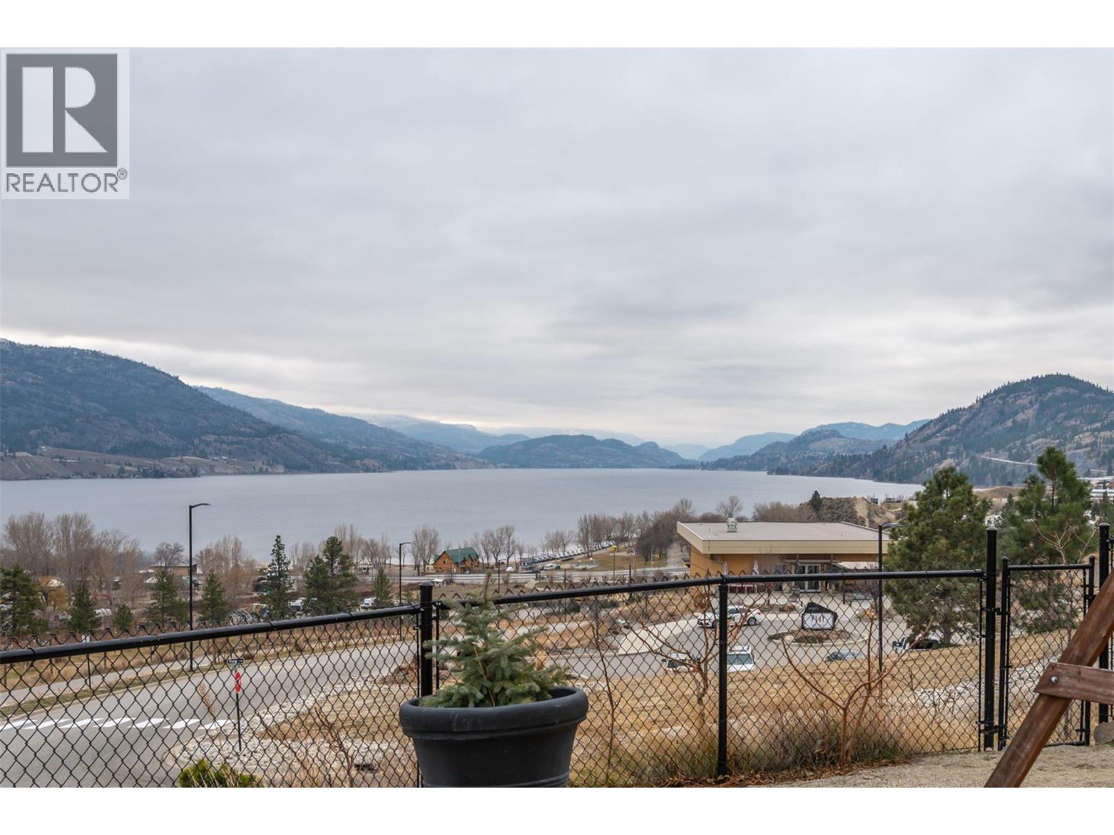 118 View Place, Penticton, British Columbia  V2A 0A6 - Photo 55 - 10373493