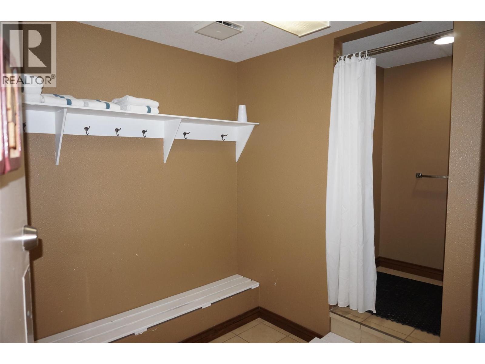 152 Silver Lode Lane Unit# 433/434, Silver Star, British Columbia  V1B 3M1 - Photo 22 - 10373235