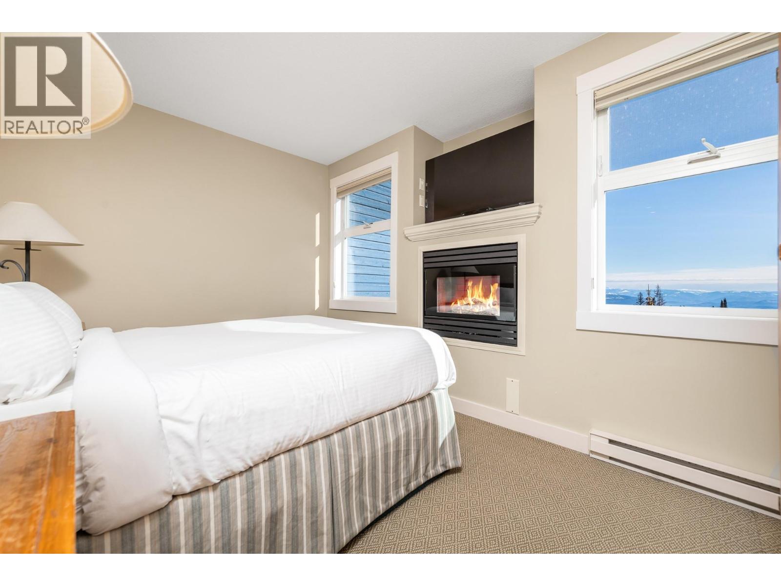 152 Silver Lode Lane Unit# 433/434, Silver Star, British Columbia  V1B 3M1 - Photo 6 - 10373235