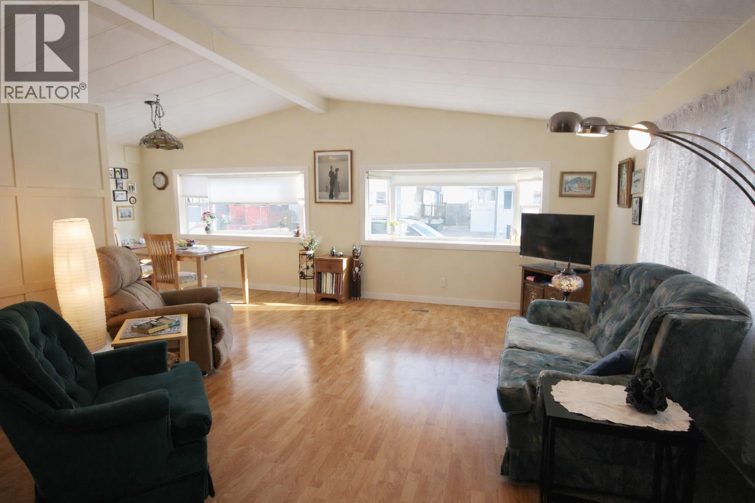 999 Burnaby Avenue Unit# 17, Penticton, British Columbia  V2A 1G7 - Photo 2 - 10373383