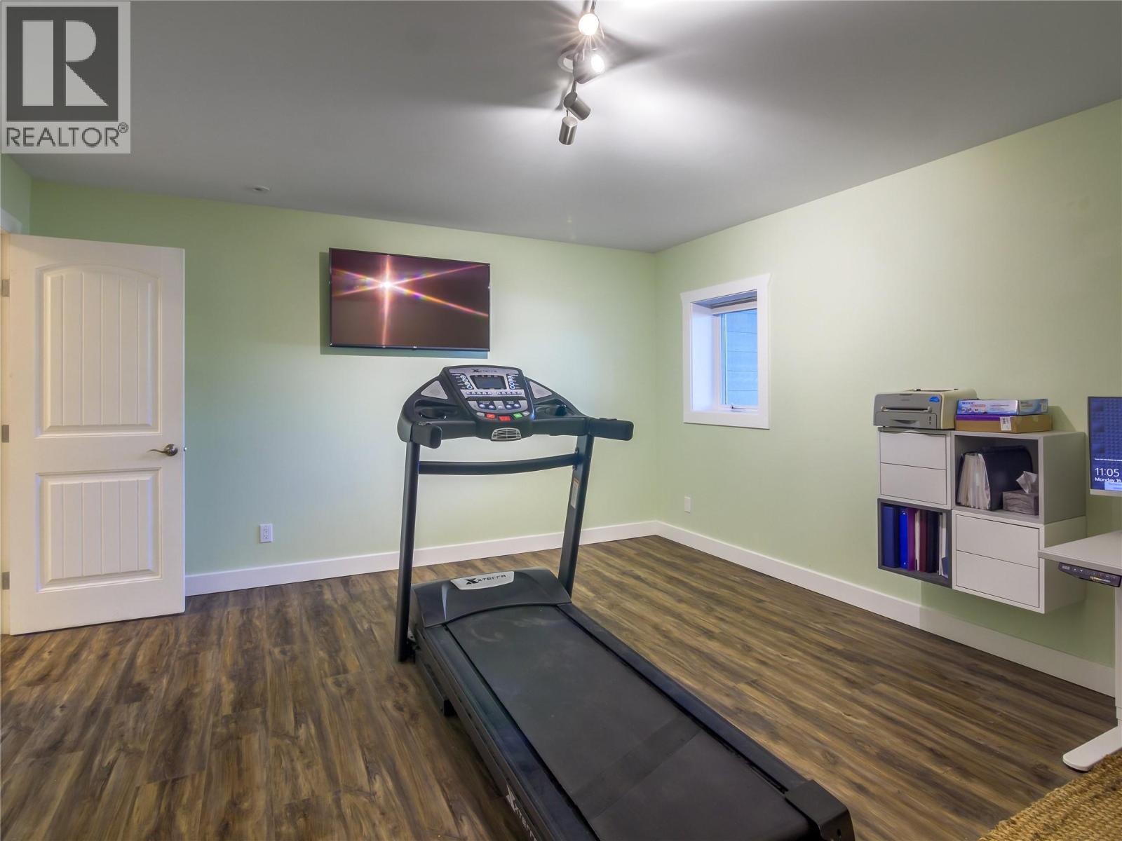 2478 Evergreen Drive, Penticton, British Columbia  V2A 9C7 - Photo 35 - 10373482