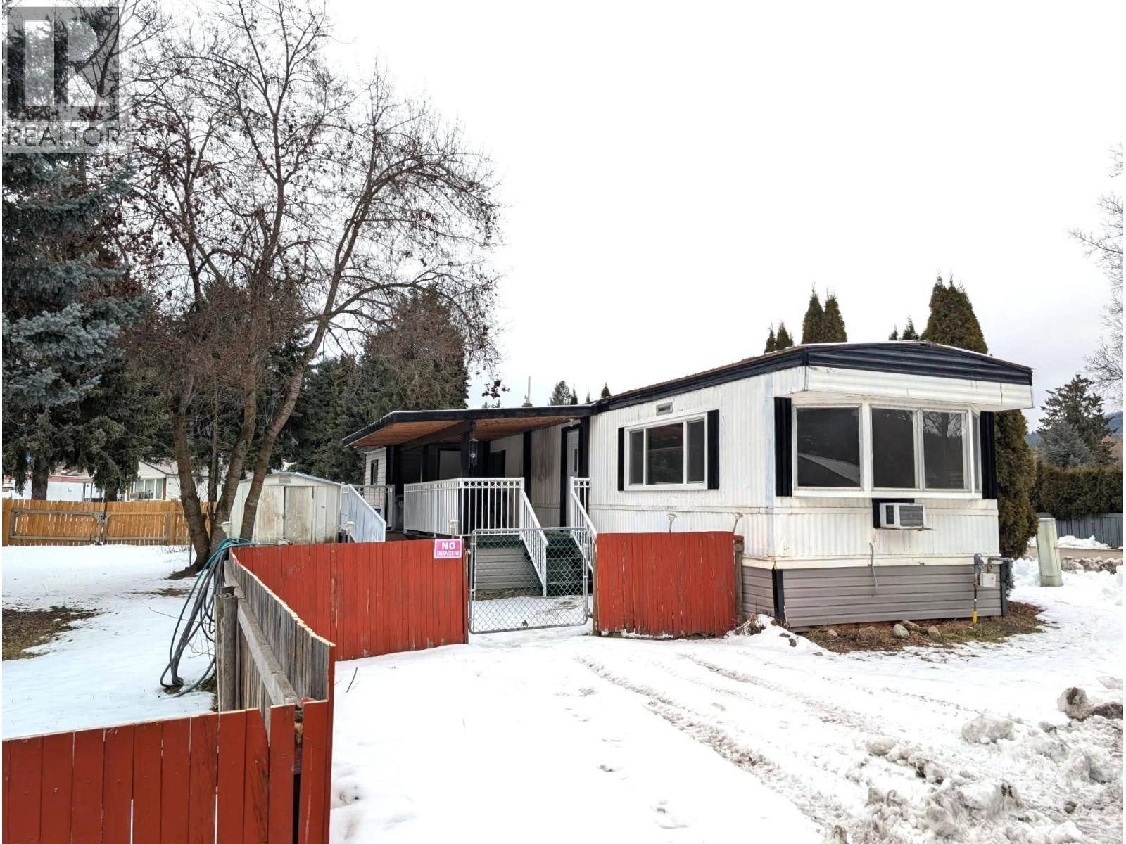 446 Mabel Lake Road Unit# E9, lumby, British Columbia