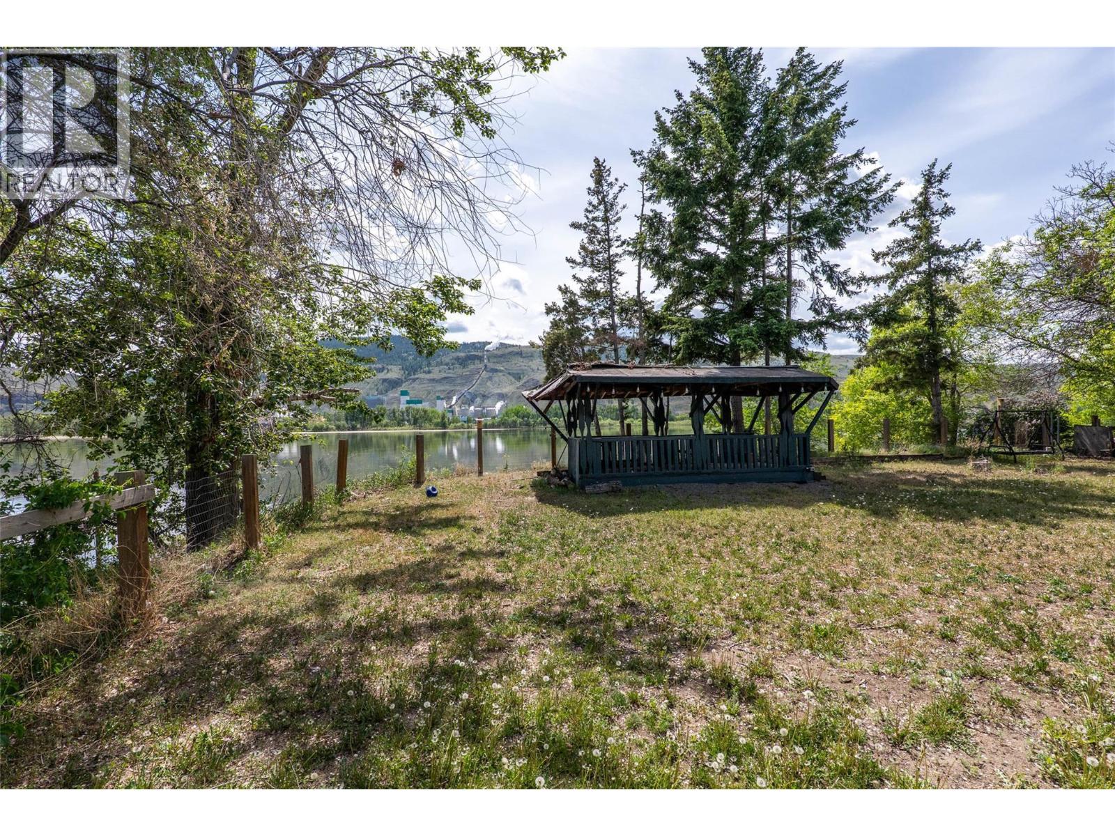 721 Strauss Street, Kamloops, British Columbia  V2B 5R7 - Photo 15 - 10373494
