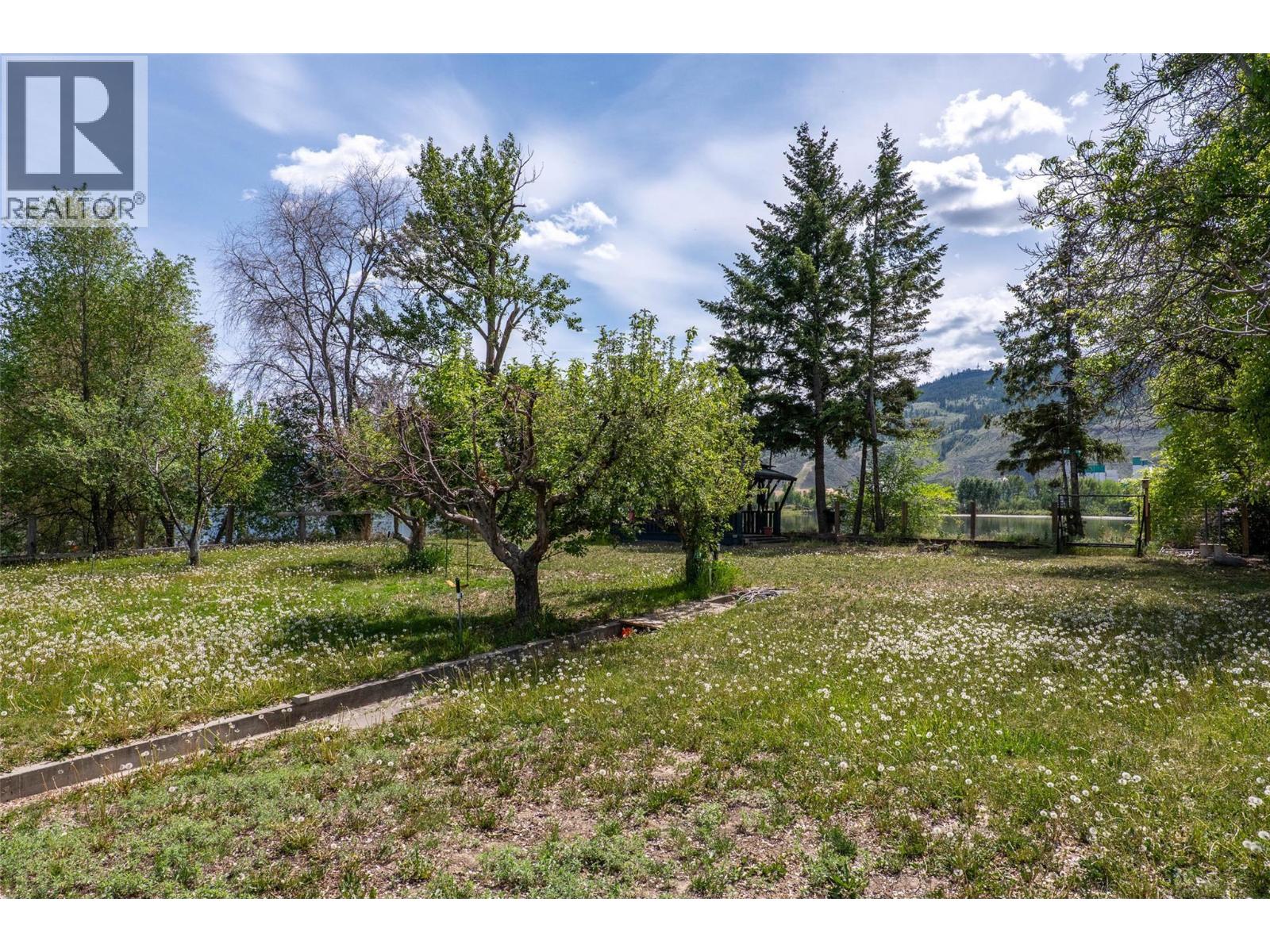 721 Strauss Street, Kamloops, British Columbia  V2B 5R7 - Photo 20 - 10373494