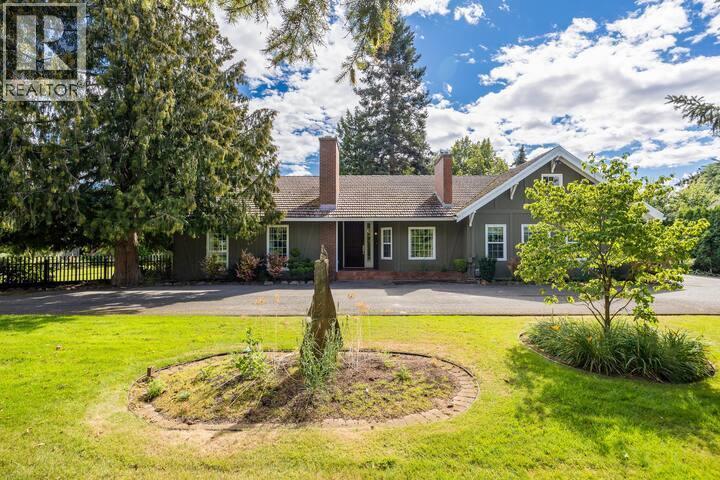 2065 Long Street, kelowna, British Columbia