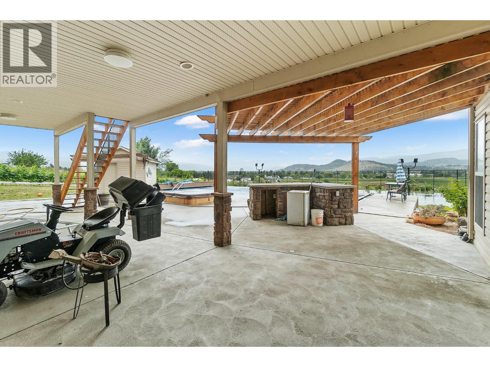 1720 Morrison Road, Kelowna, British Columbia  V1X 4W3 - Photo 36 - 10373109