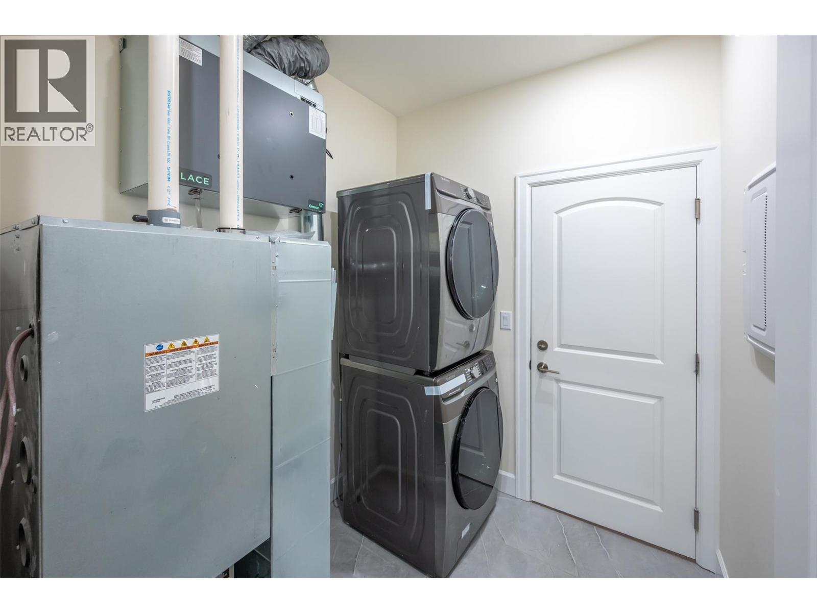 249 Bentgrass Avenue, Oliver, British Columbia  V0H 1T3 - Photo 8 - 10373674