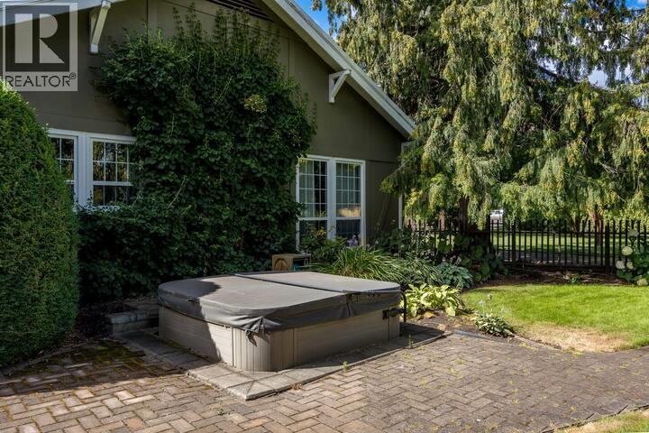 2065 Long Street, Kelowna, British Columbia  V1Y 1L3 - Photo 42 - 10373587