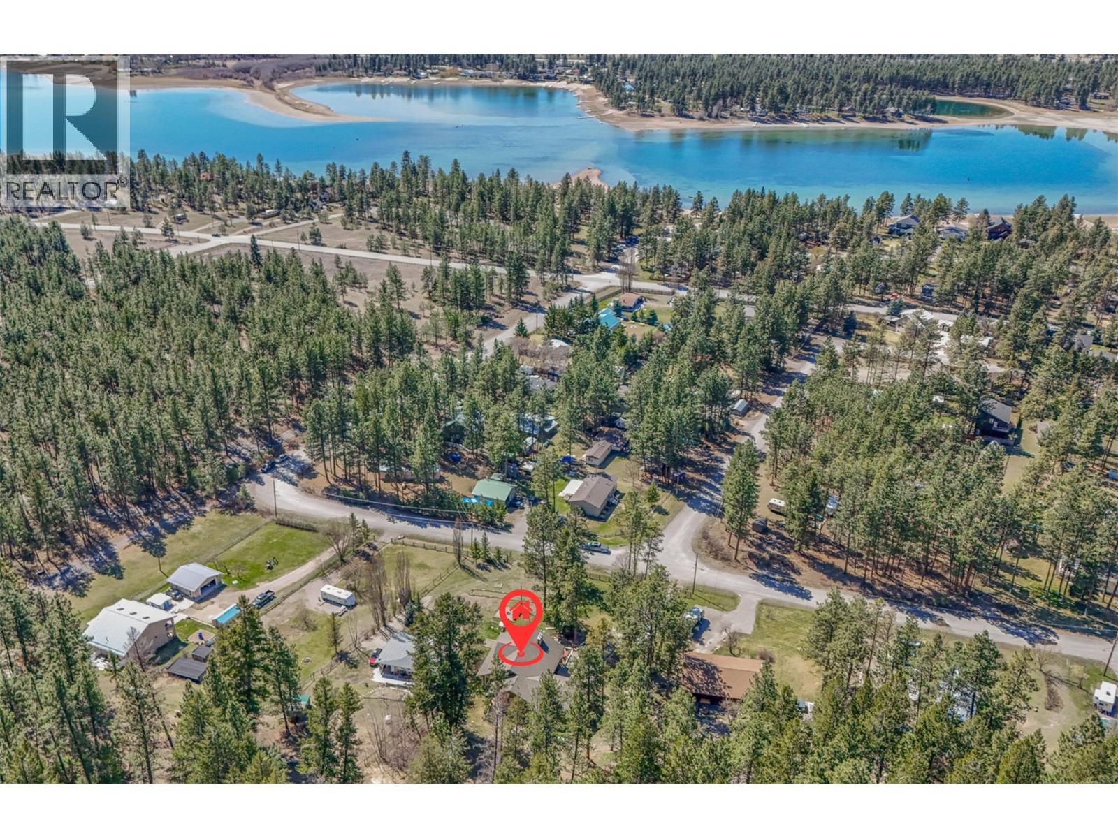 6308 Ash Road, Wasa, British Columbia  V0B 2K0 - Photo 3 - 10373456