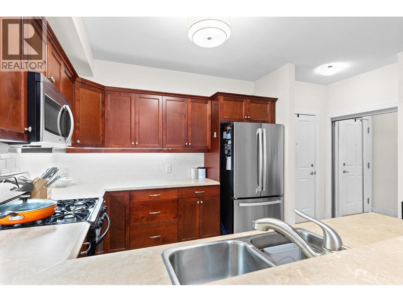 2532 Shoreline Drive Unit# 205, Lake Country, British Columbia  V4V 2R6 - Photo 11 - 10373638
