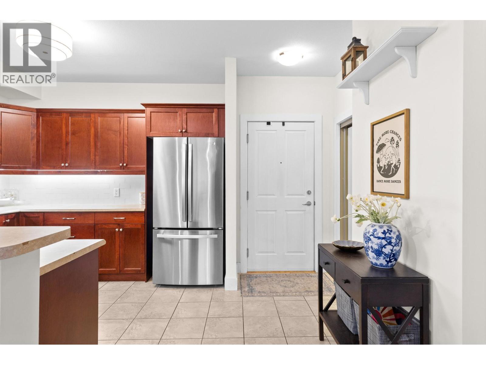 2532 Shoreline Drive Unit# 205, Lake Country, British Columbia  V4V 2R6 - Photo 4 - 10373638