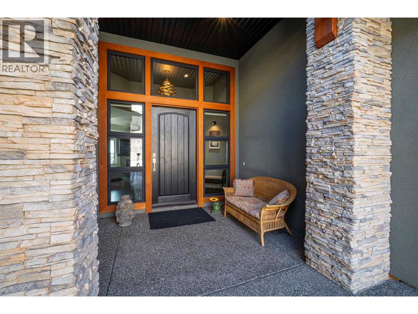 4134 Camelback Way, Vernon, British Columbia  V1T 9W4 - Photo 16 - 10373405
