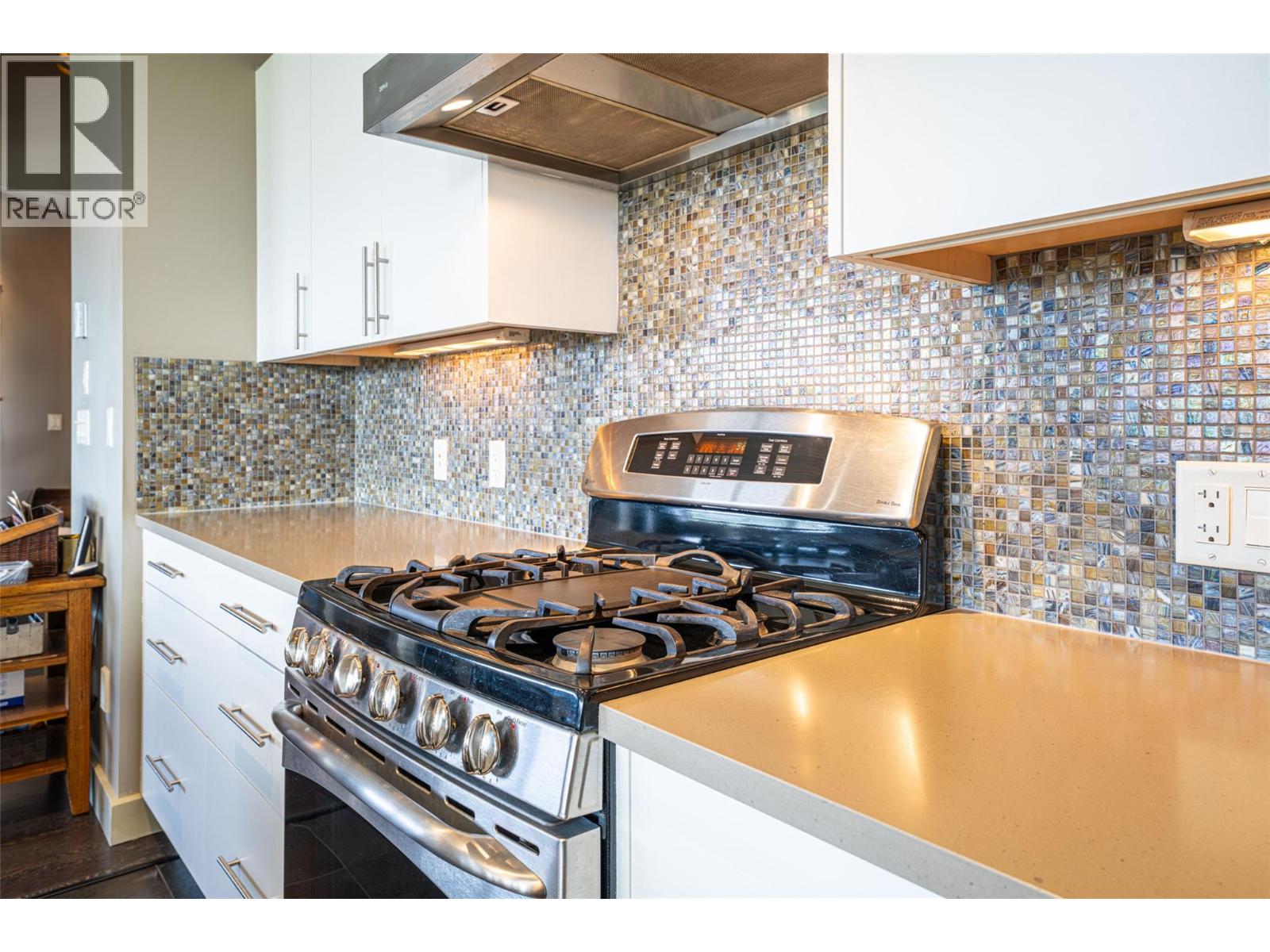 4134 Camelback Way, Vernon, British Columbia  V1T 9W4 - Photo 21 - 10373405