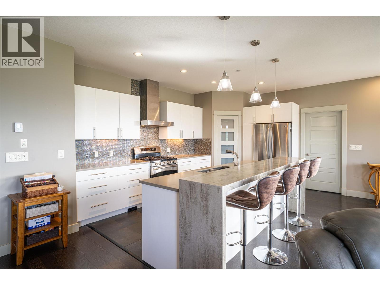 4134 Camelback Way, Vernon, British Columbia  V1T 9W4 - Photo 23 - 10373405