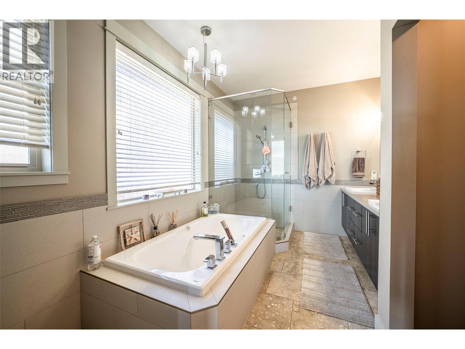 4134 Camelback Way, Vernon, British Columbia  V1T 9W4 - Photo 40 - 10373405
