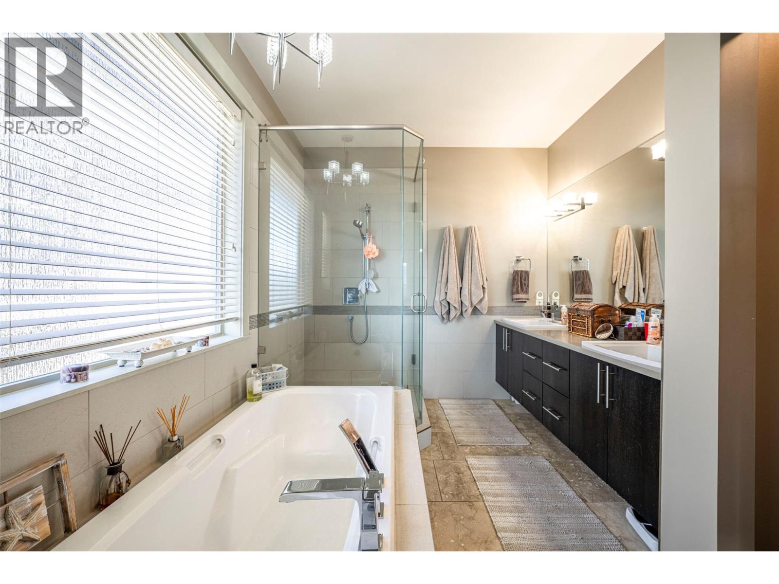 4134 Camelback Way, Vernon, British Columbia  V1T 9W4 - Photo 41 - 10373405