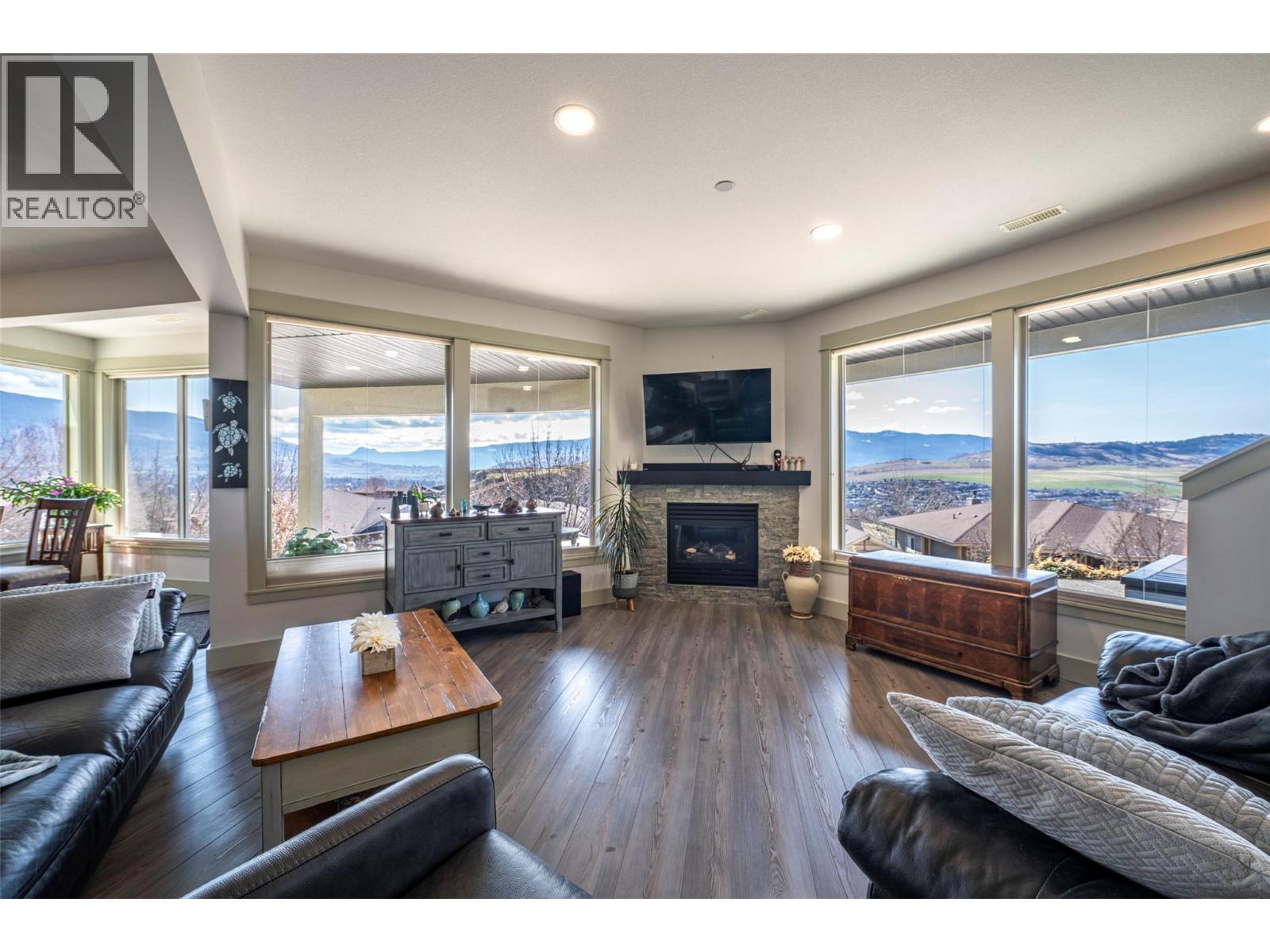 4134 Camelback Way, Vernon, British Columbia  V1T 9W4 - Photo 55 - 10373405
