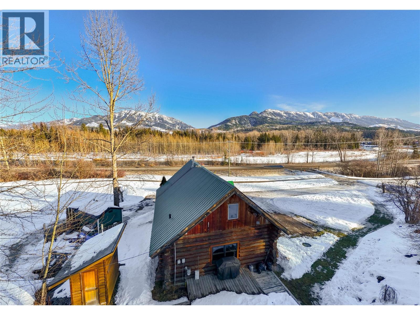 2131 Highway 3 Highway, Fernie, British Columbia  V0B 1M5 - Photo 10 - 10372475
