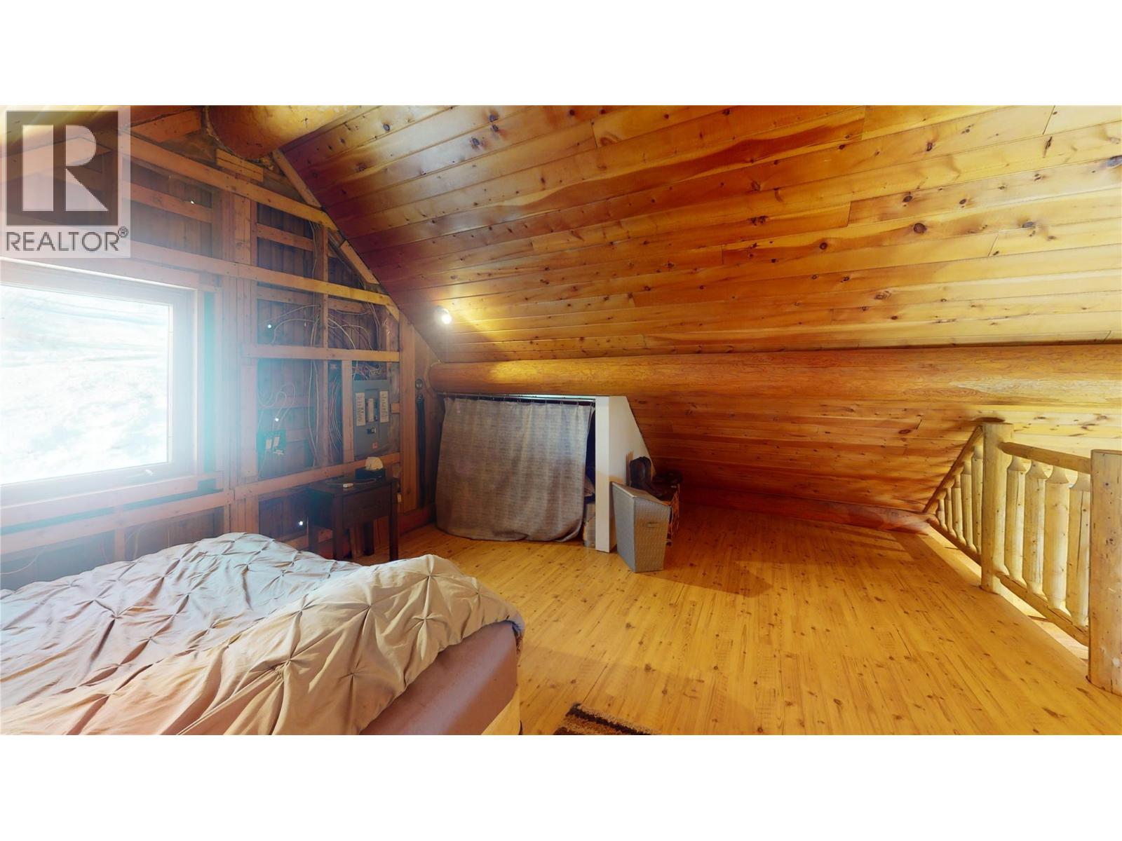 2131 Highway 3 Highway, Fernie, British Columbia  V0B 1M5 - Photo 22 - 10372475
