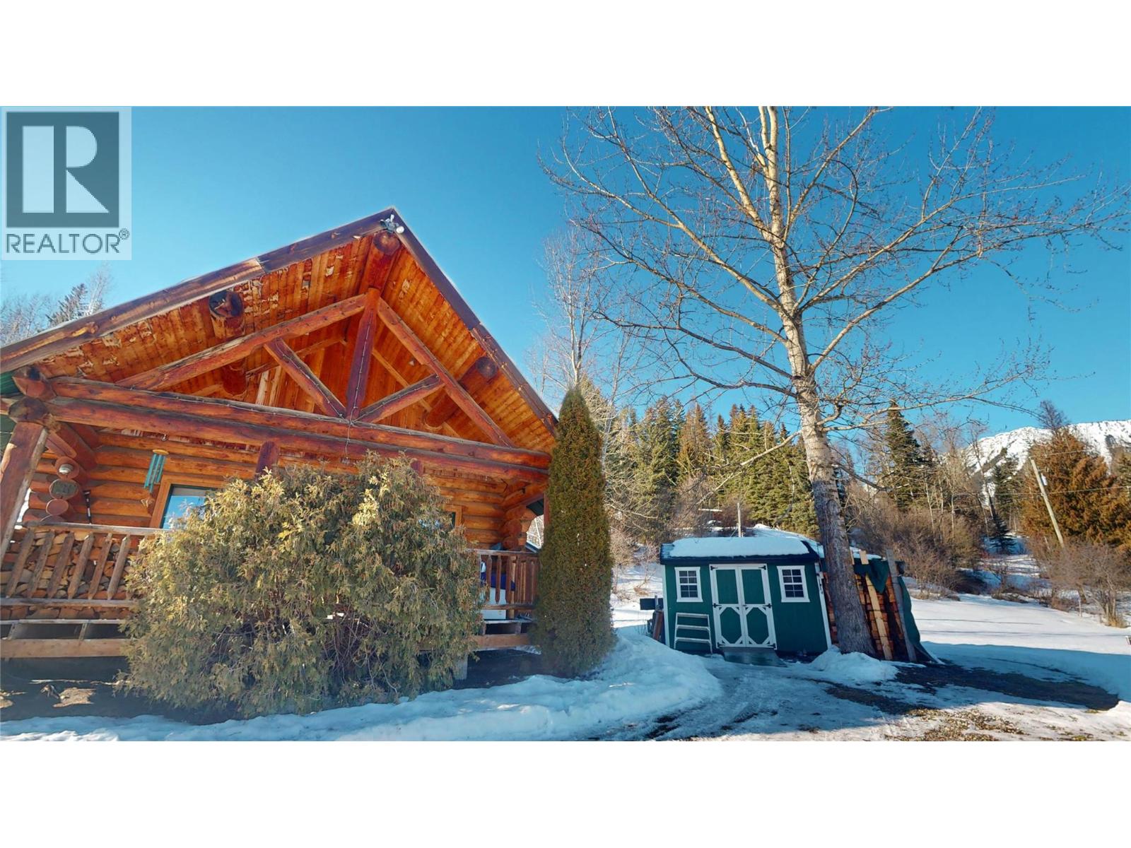 2131 Highway 3 Highway, Fernie, British Columbia  V0B 1M5 - Photo 3 - 10372475