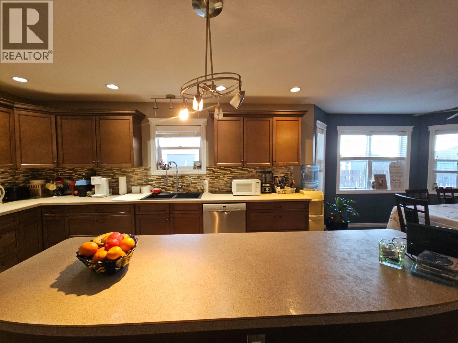 4804 Bissette Drive, Pouce Coupe, British Columbia  V0C 2C0 - Photo 9 - 10373085