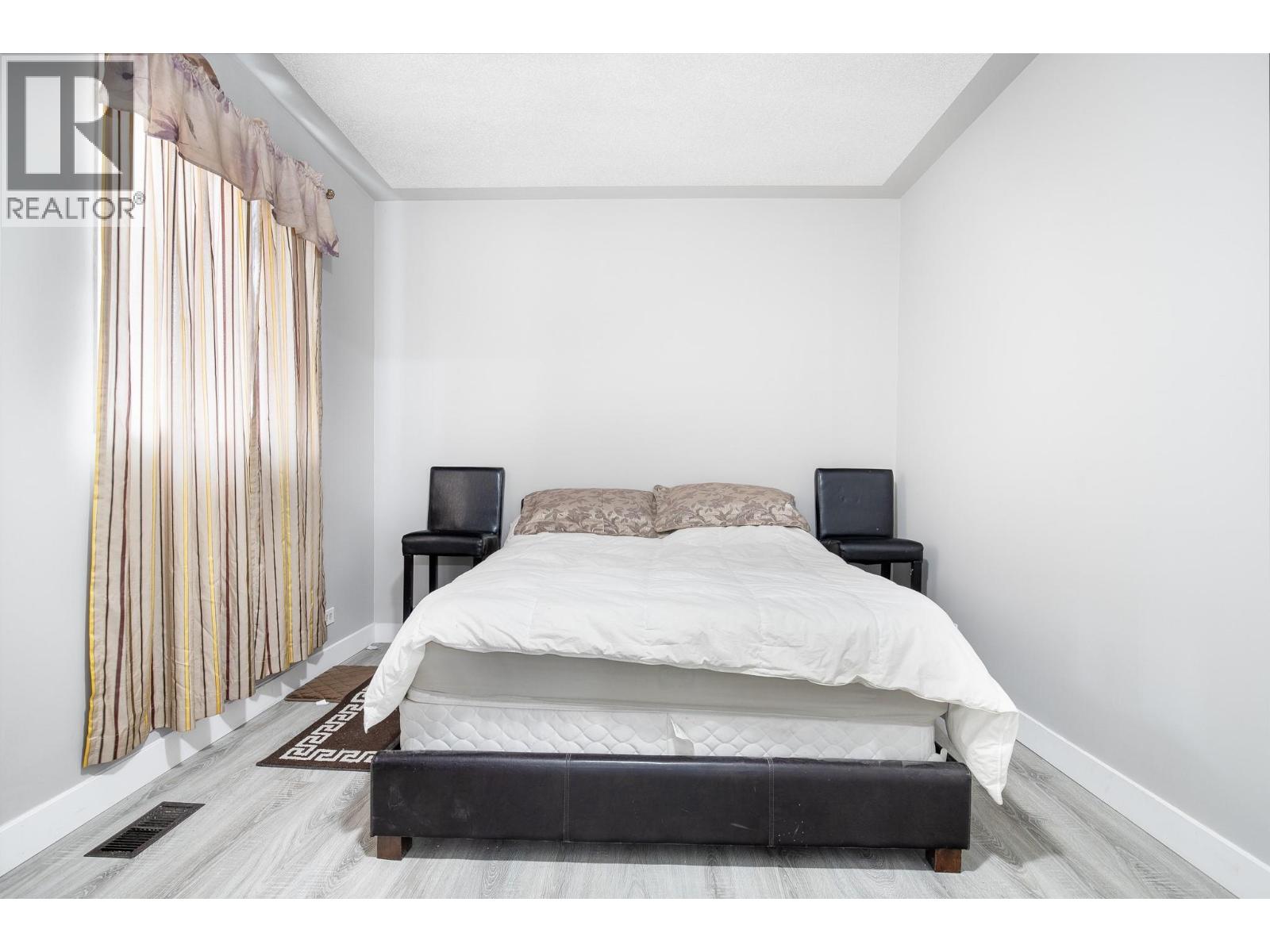 7880 Pleasant Valley Road, Vernon, British Columbia  V1B 3R9 - Photo 16 - 10373636