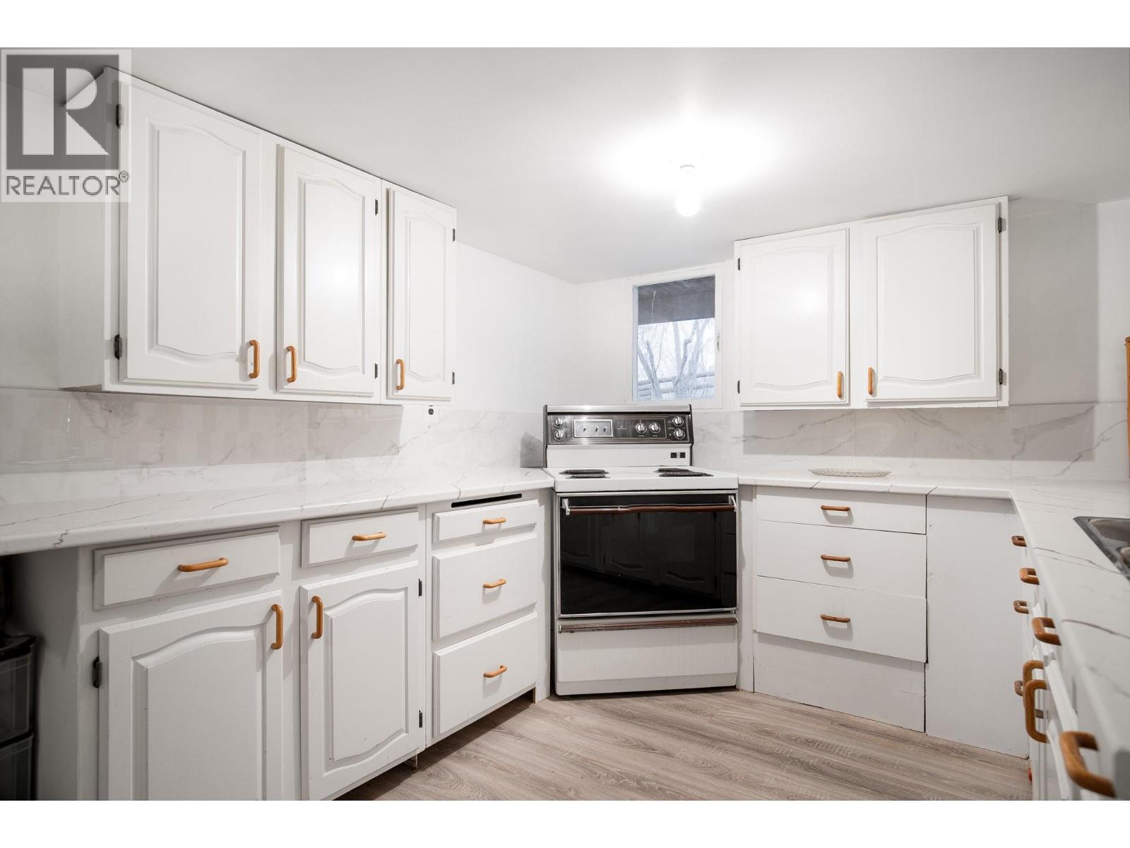 7880 Pleasant Valley Road, Vernon, British Columbia  V1B 3R9 - Photo 37 - 10373636