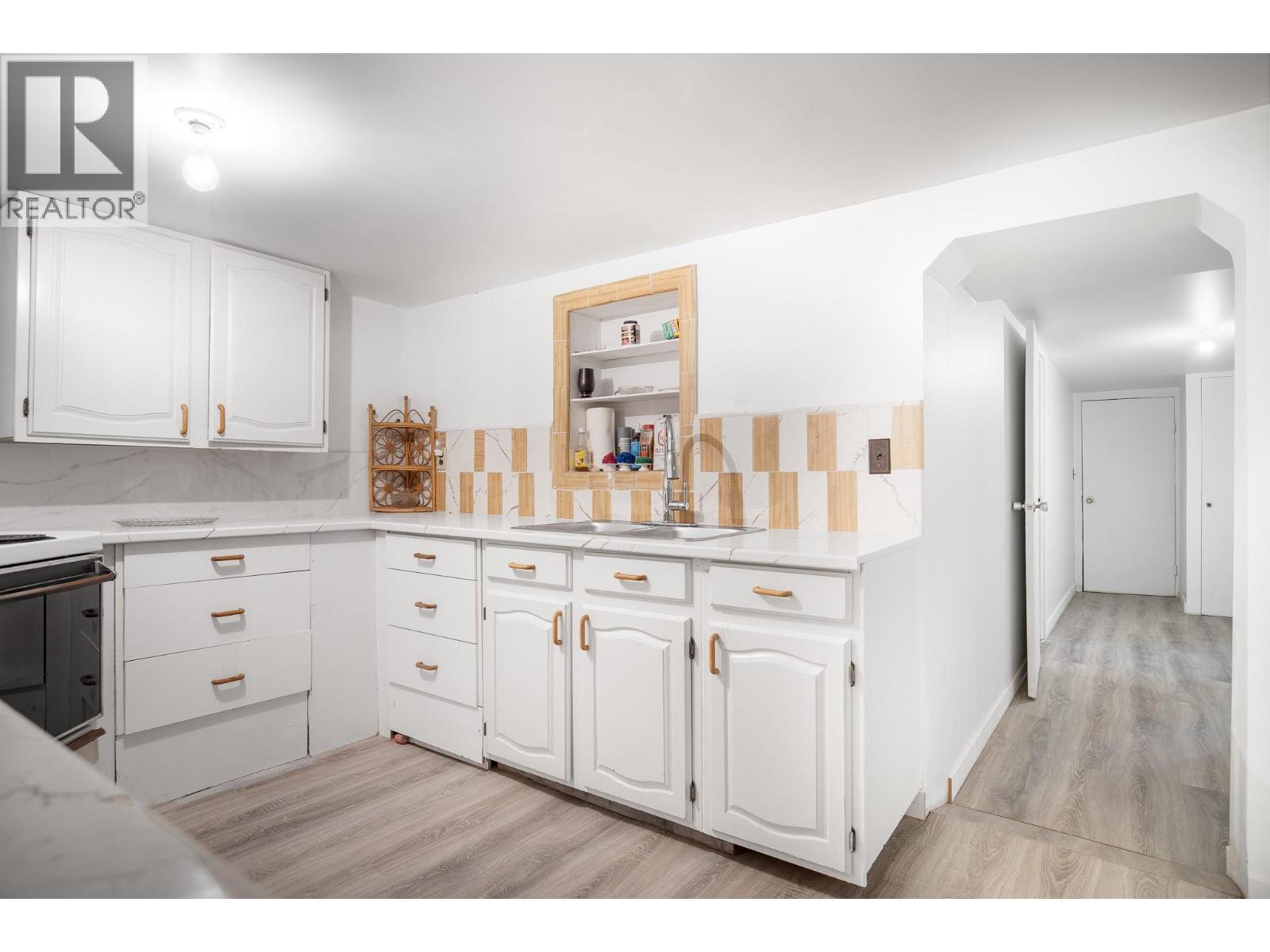 7880 Pleasant Valley Road, Vernon, British Columbia  V1B 3R9 - Photo 38 - 10373636