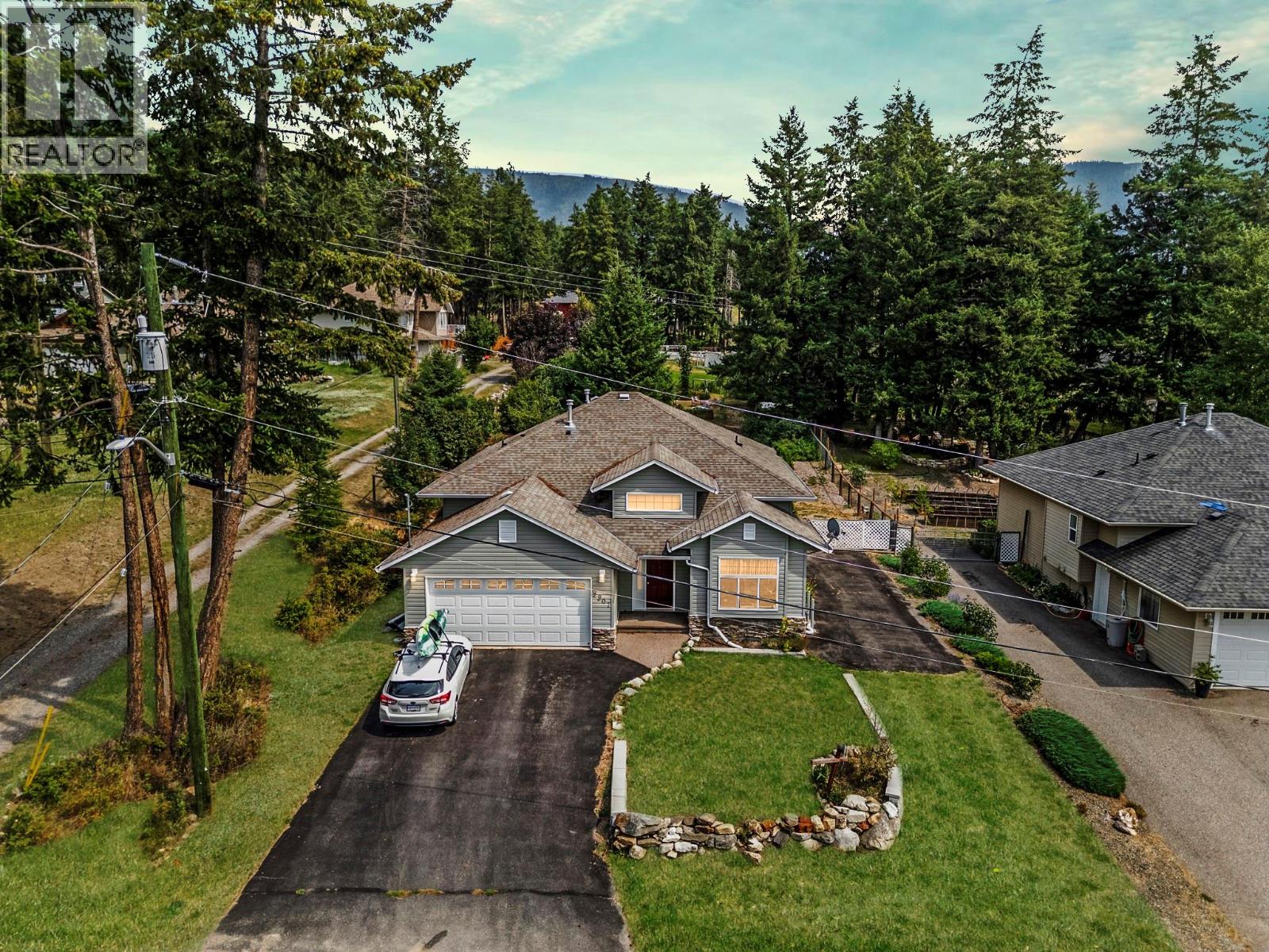 2907 Gyp Road, Falkland, British Columbia  V0E 1W0 - Photo 3 - 10373520