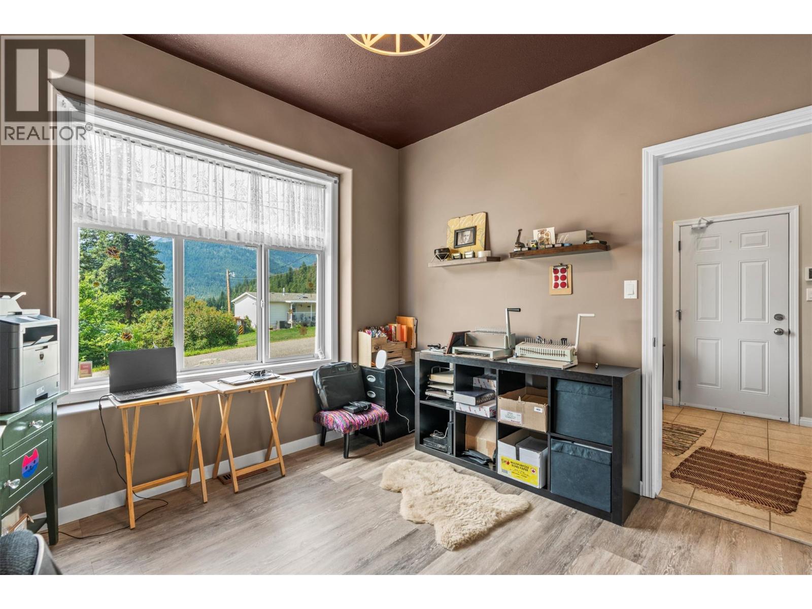 2907 Gyp Road, Falkland, British Columbia  V0E 1W0 - Photo 33 - 10373520