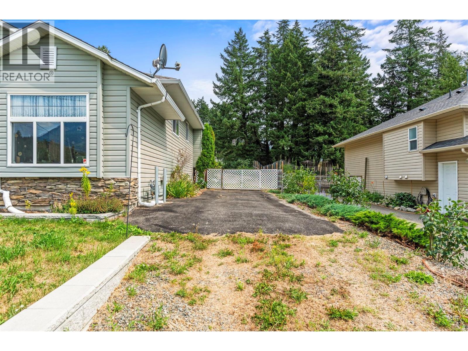 2907 Gyp Road, Falkland, British Columbia  V0E 1W0 - Photo 57 - 10373520