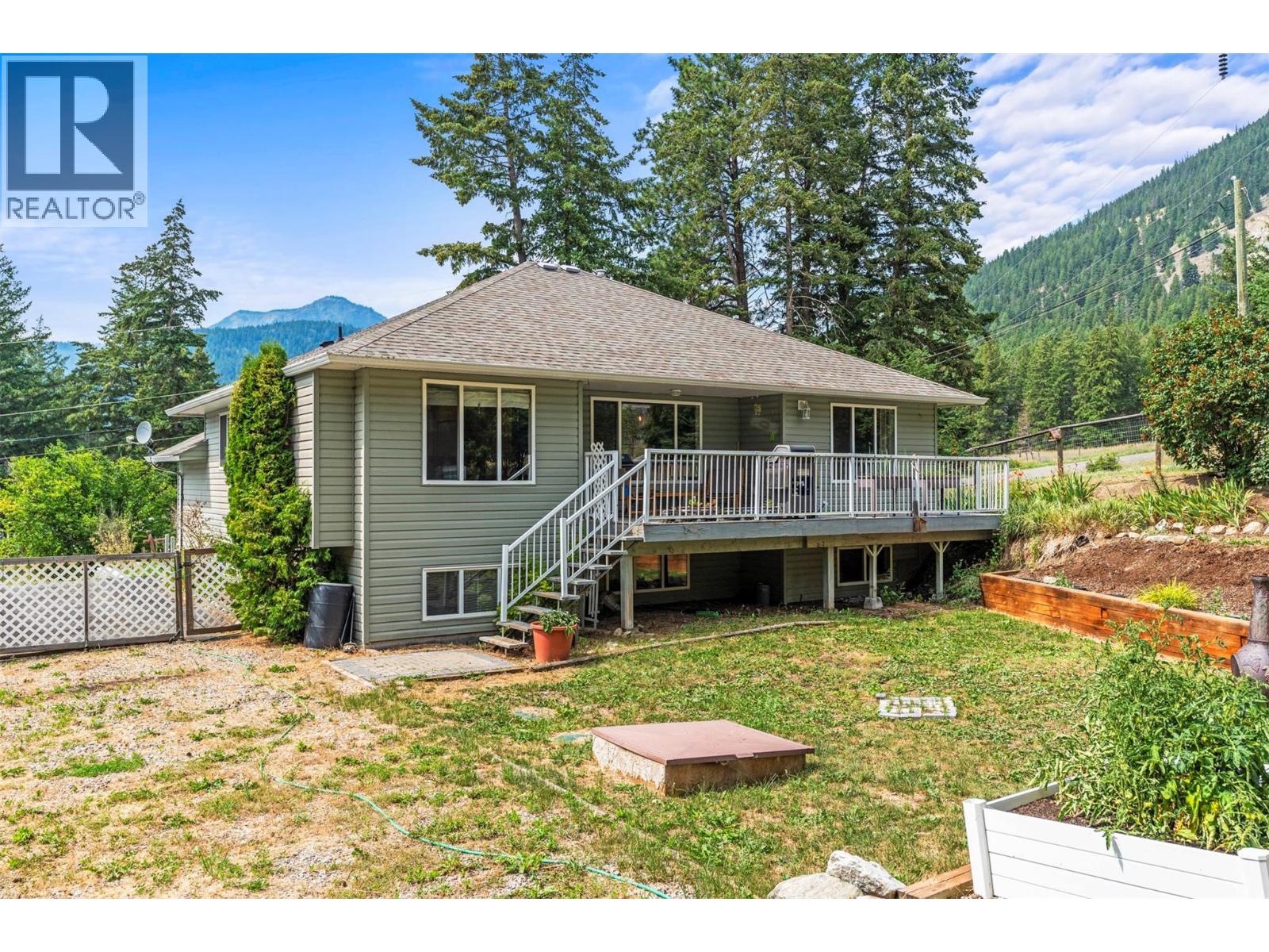 2907 Gyp Road, Falkland, British Columbia  V0E 1W0 - Photo 68 - 10373520