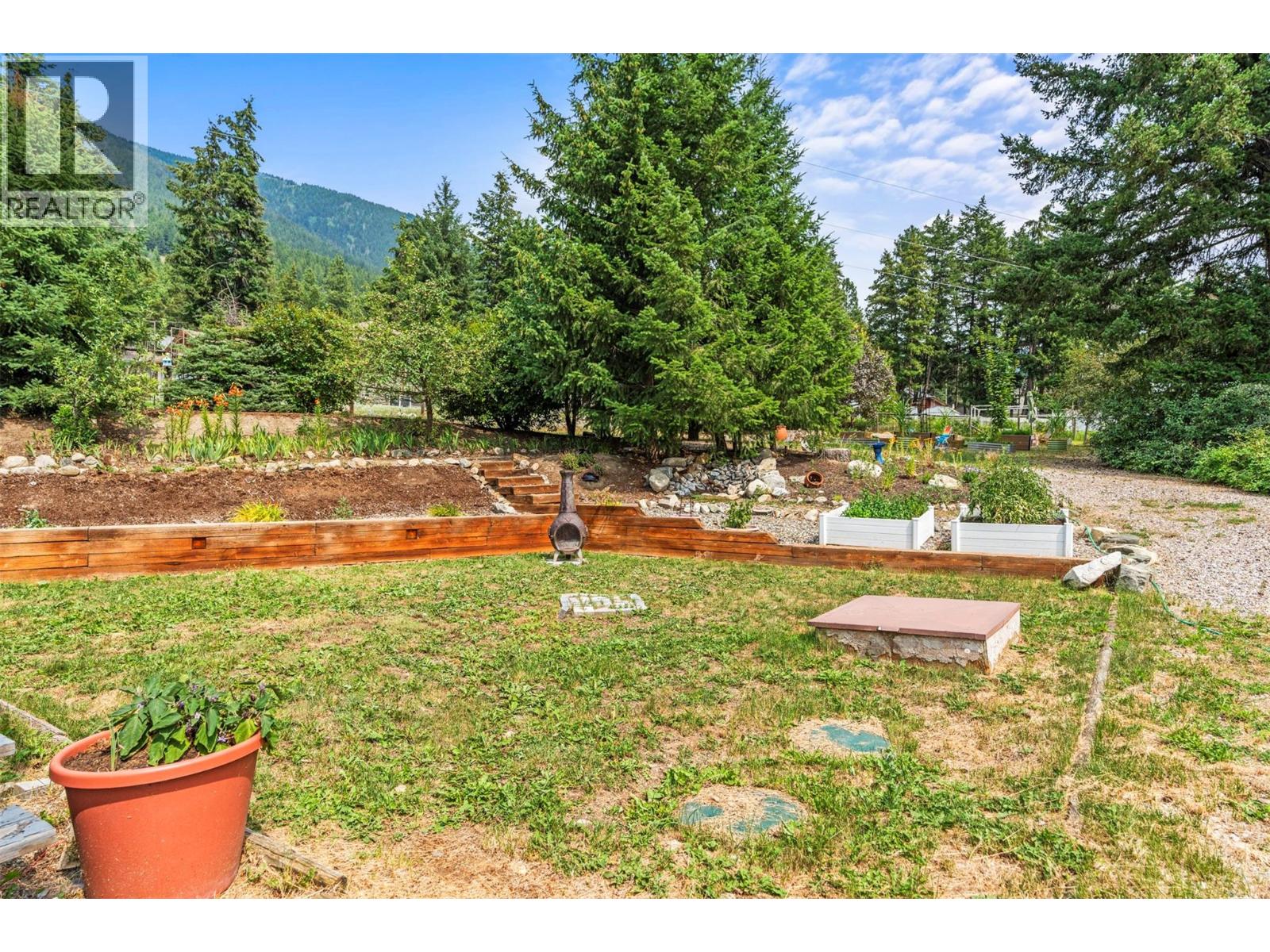 2907 Gyp Road, Falkland, British Columbia  V0E 1W0 - Photo 70 - 10373520