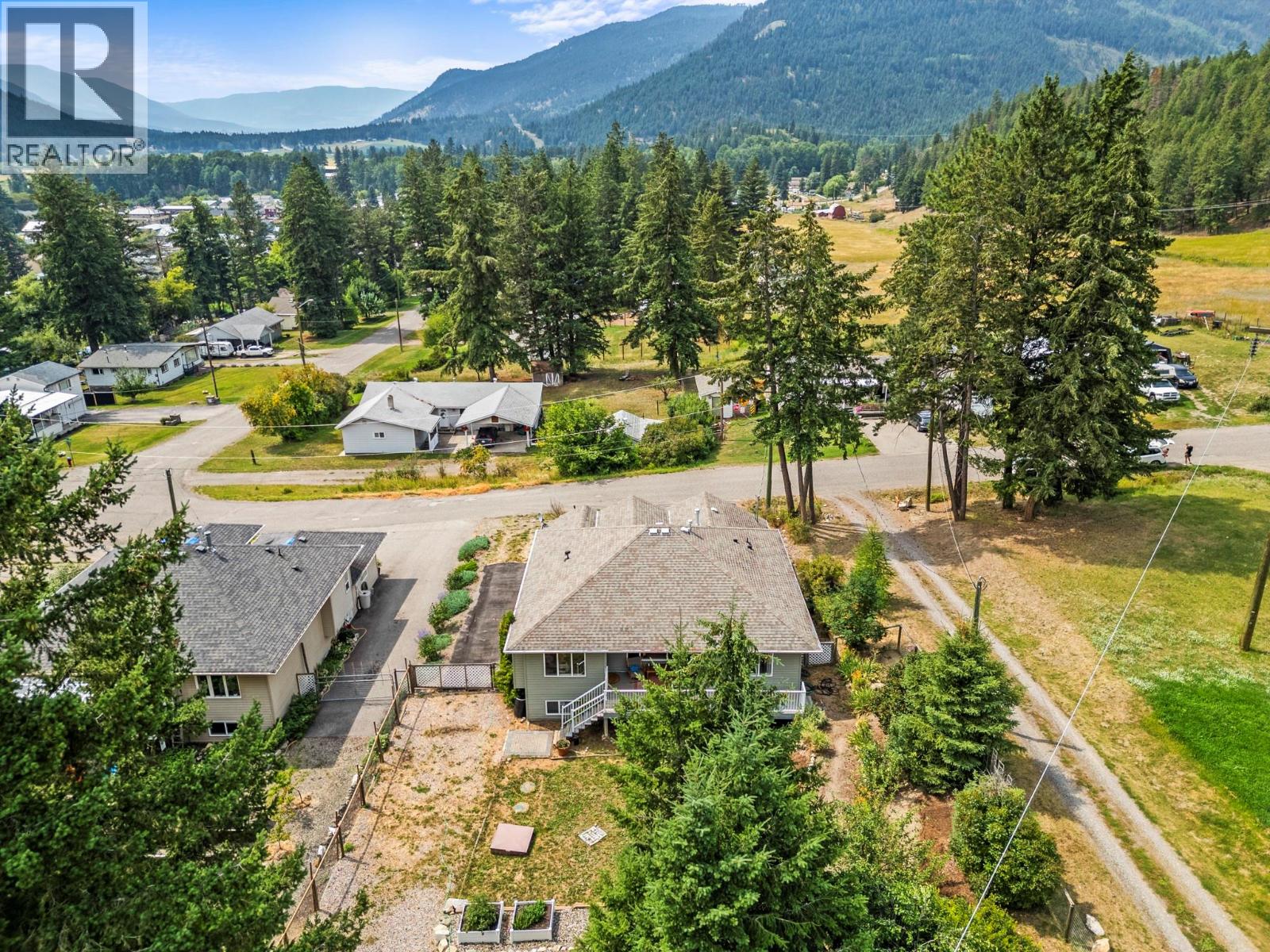 2907 Gyp Road, Falkland, British Columbia  V0E 1W0 - Photo 76 - 10373520
