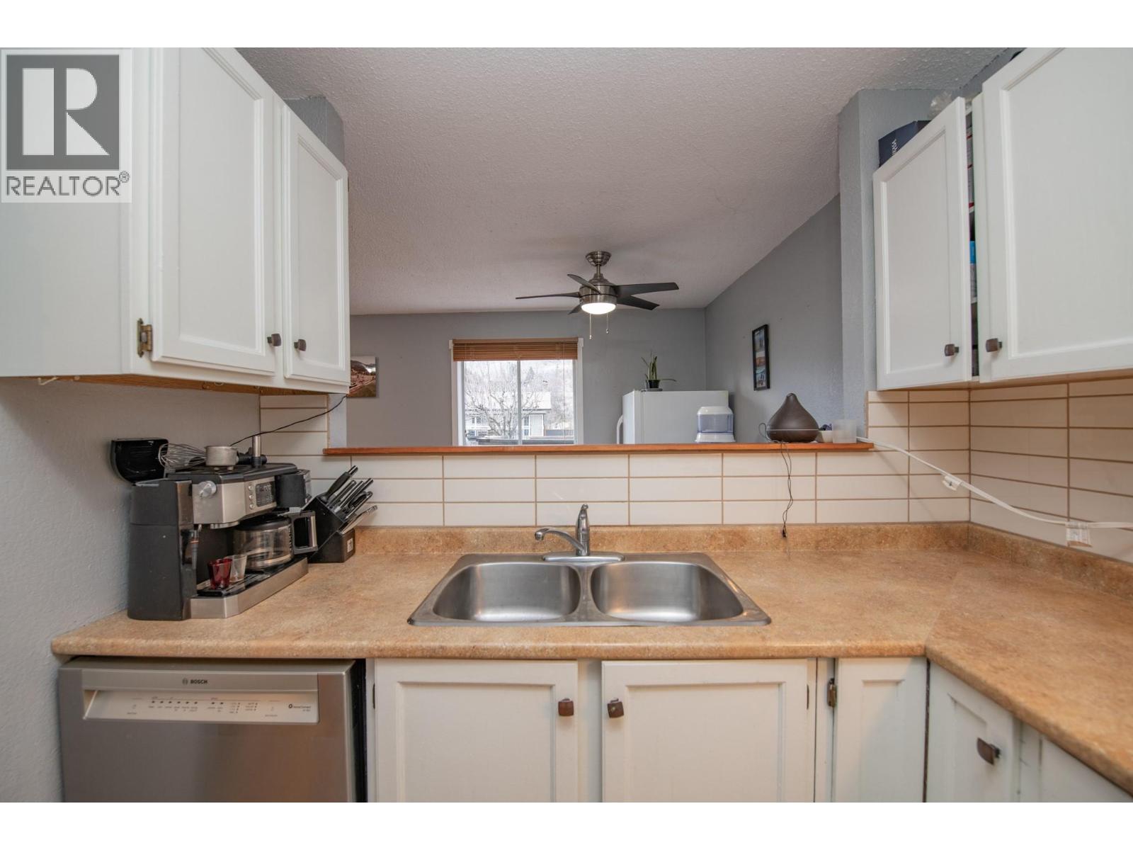 5121 27 Avenue, Vernon, British Columbia  v1t 6l2 - Photo 7 - 10373505