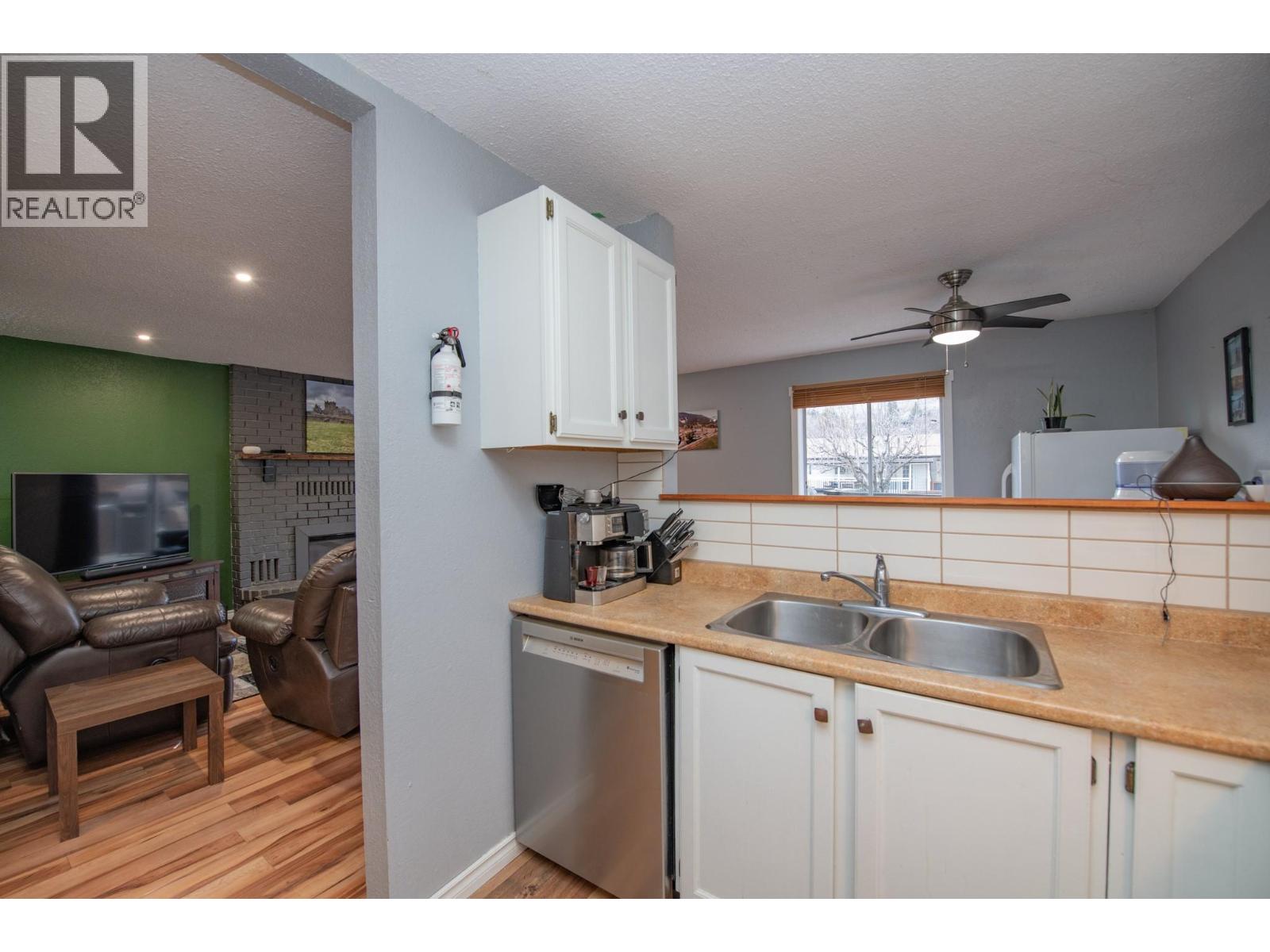 5121 27 Avenue, Vernon, British Columbia  v1t 6l2 - Photo 8 - 10373505