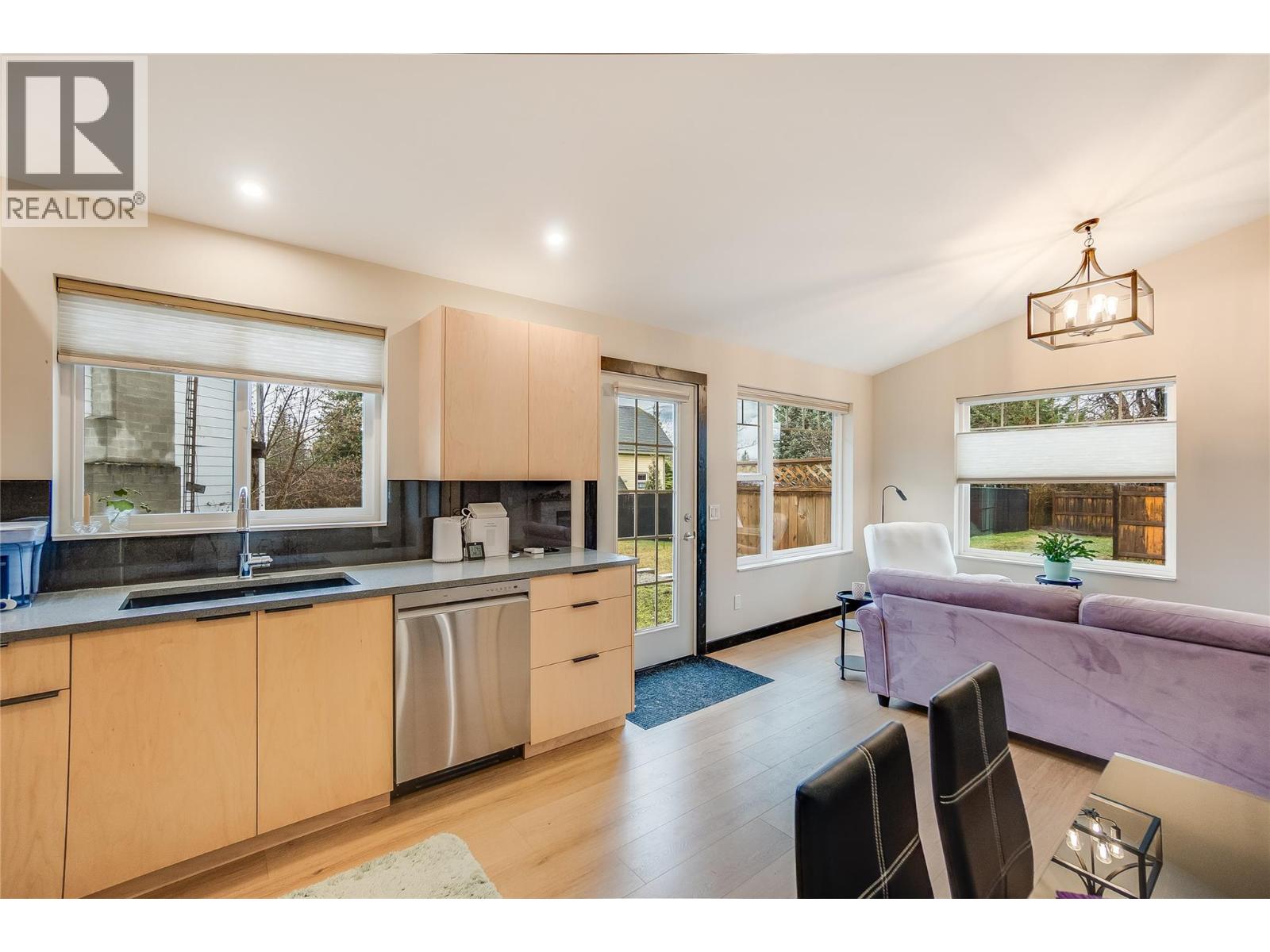 611 Union Street Unit# 1, New Denver, British Columbia  V0G 1S0 - Photo 10 - 10373185