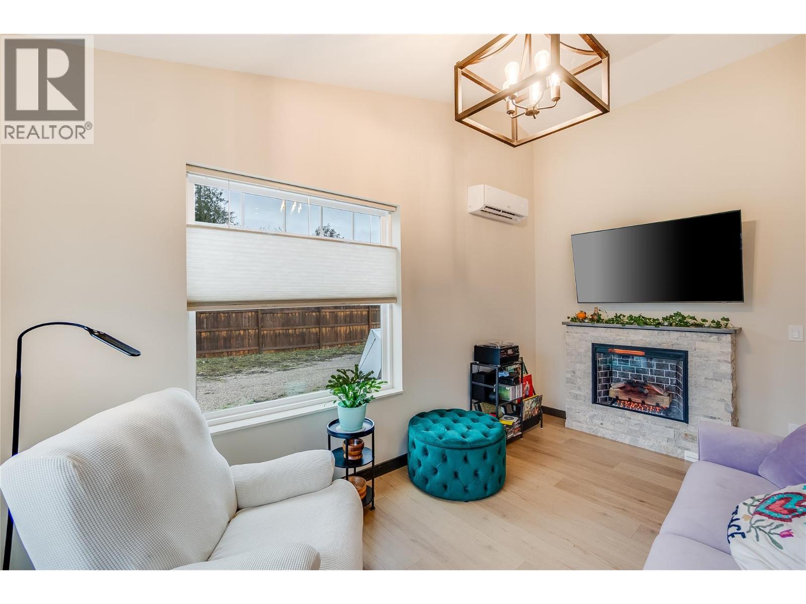 611 Union Street Unit# 1, New Denver, British Columbia  V0G 1S0 - Photo 13 - 10373185