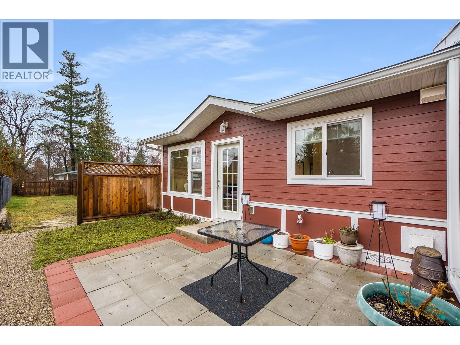 611 Union Street Unit# 1, New Denver, British Columbia  V0G 1S0 - Photo 9 - 10373185