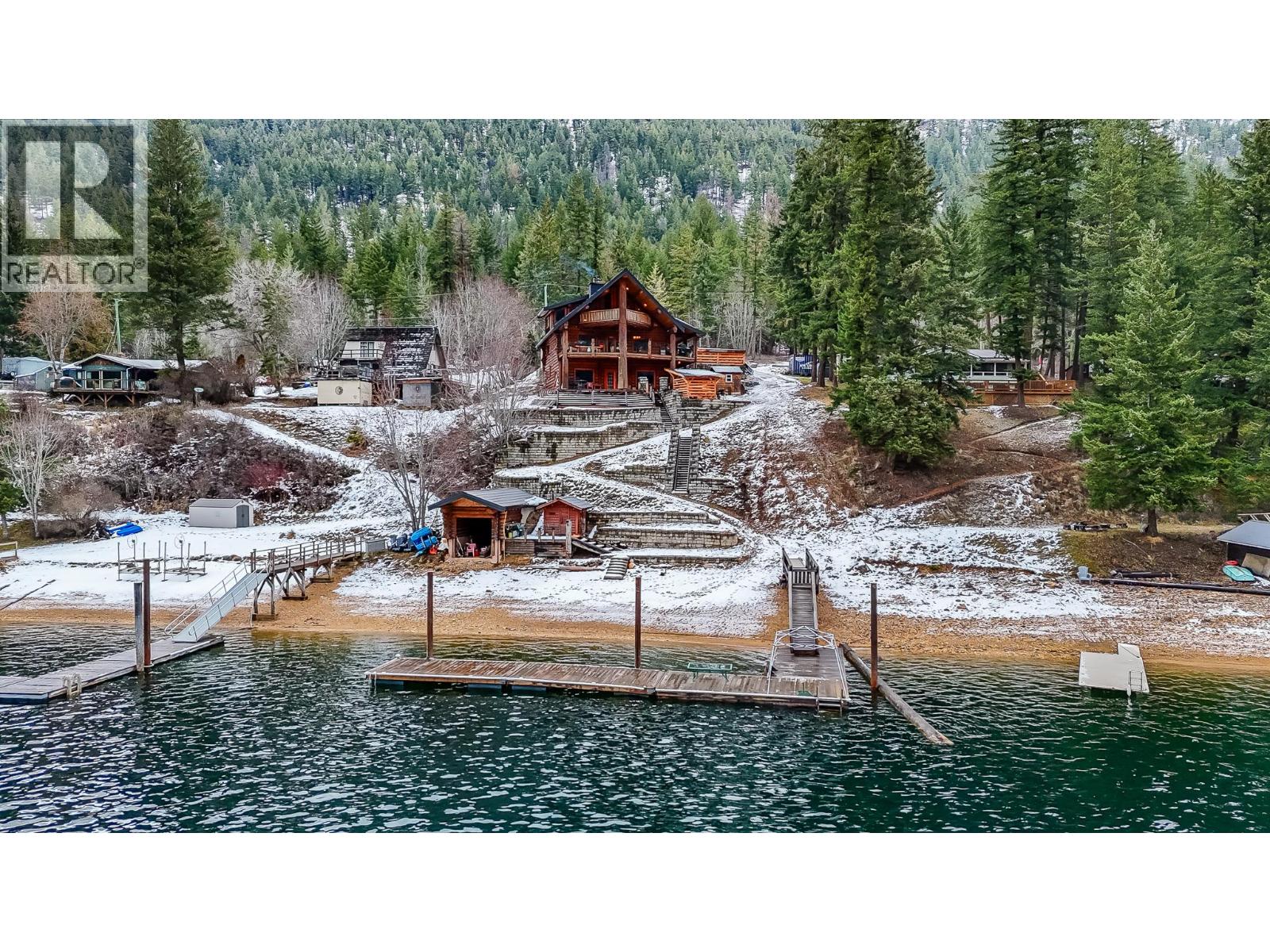 5464 Agate Bay Road, barriere, British Columbia