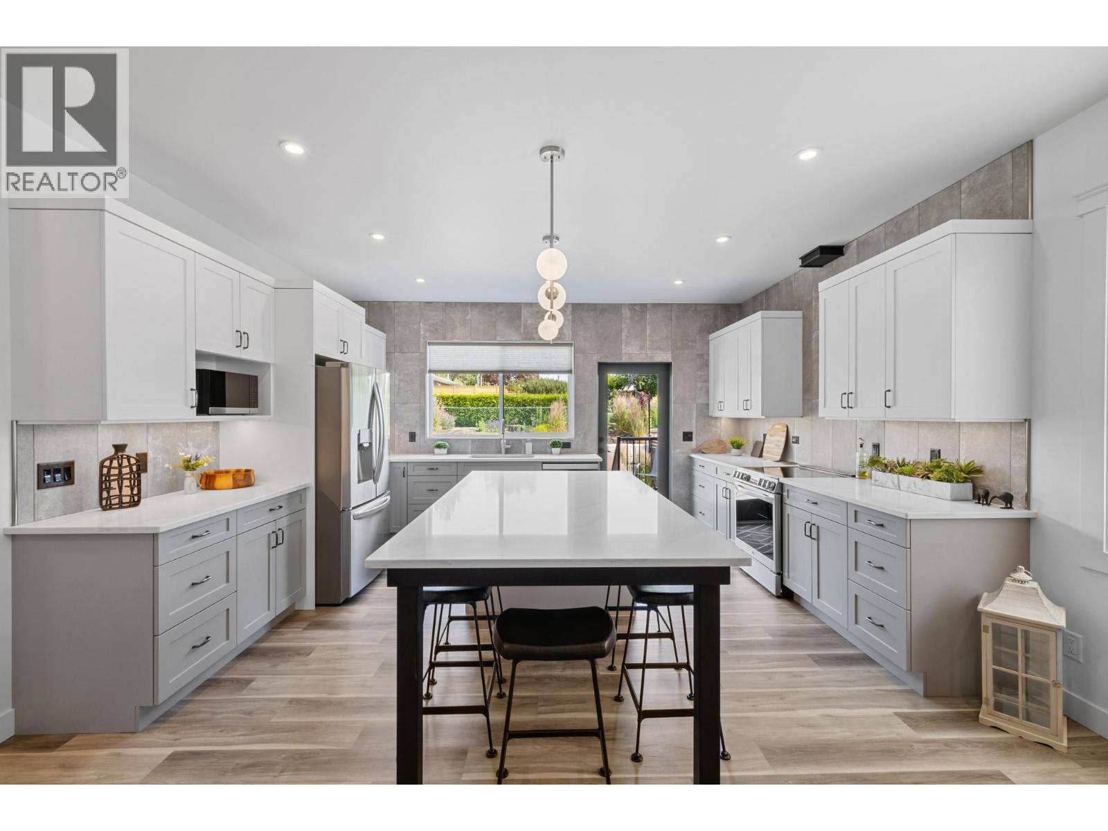 712 Lake Court, West Kelowna, British Columbia  V1Z 0A3 - Photo 11 - 10372514
