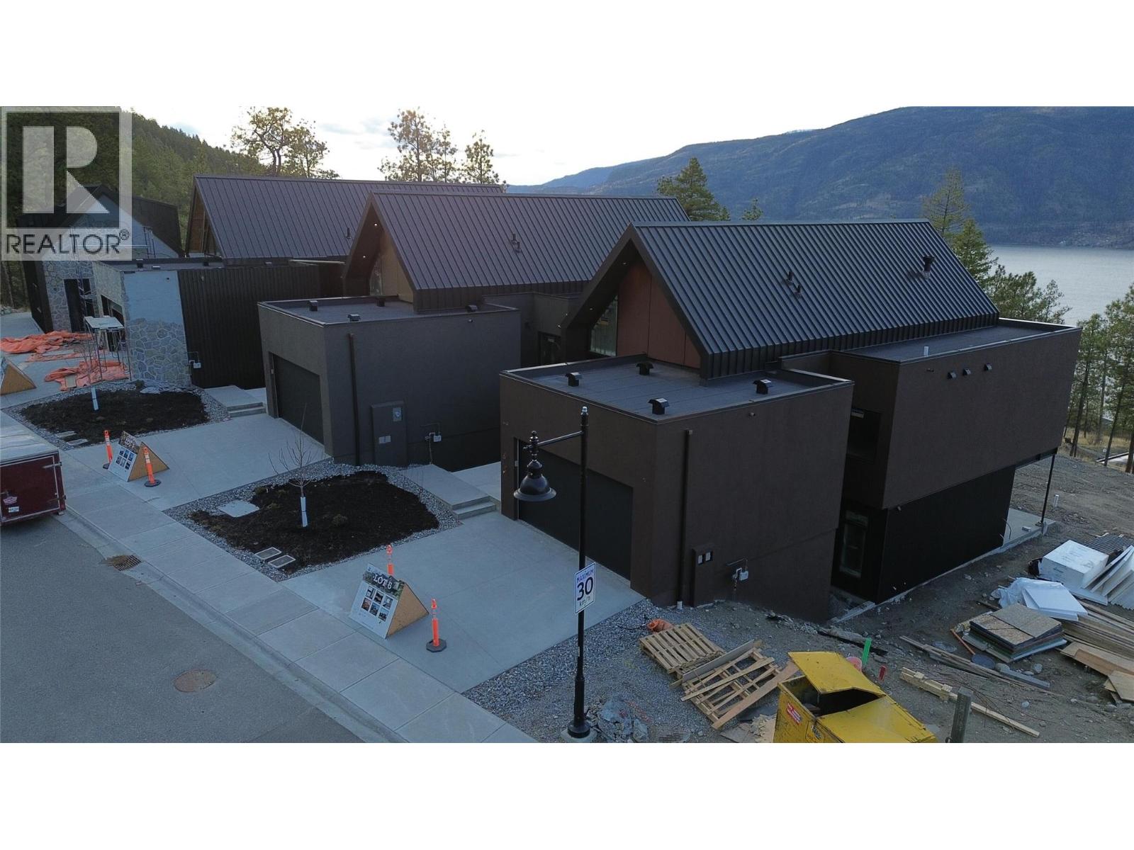 3711 Mckinley Beach Drive, Kelowna, British Columbia  V1V 1G2 - Photo 21 - 10373743