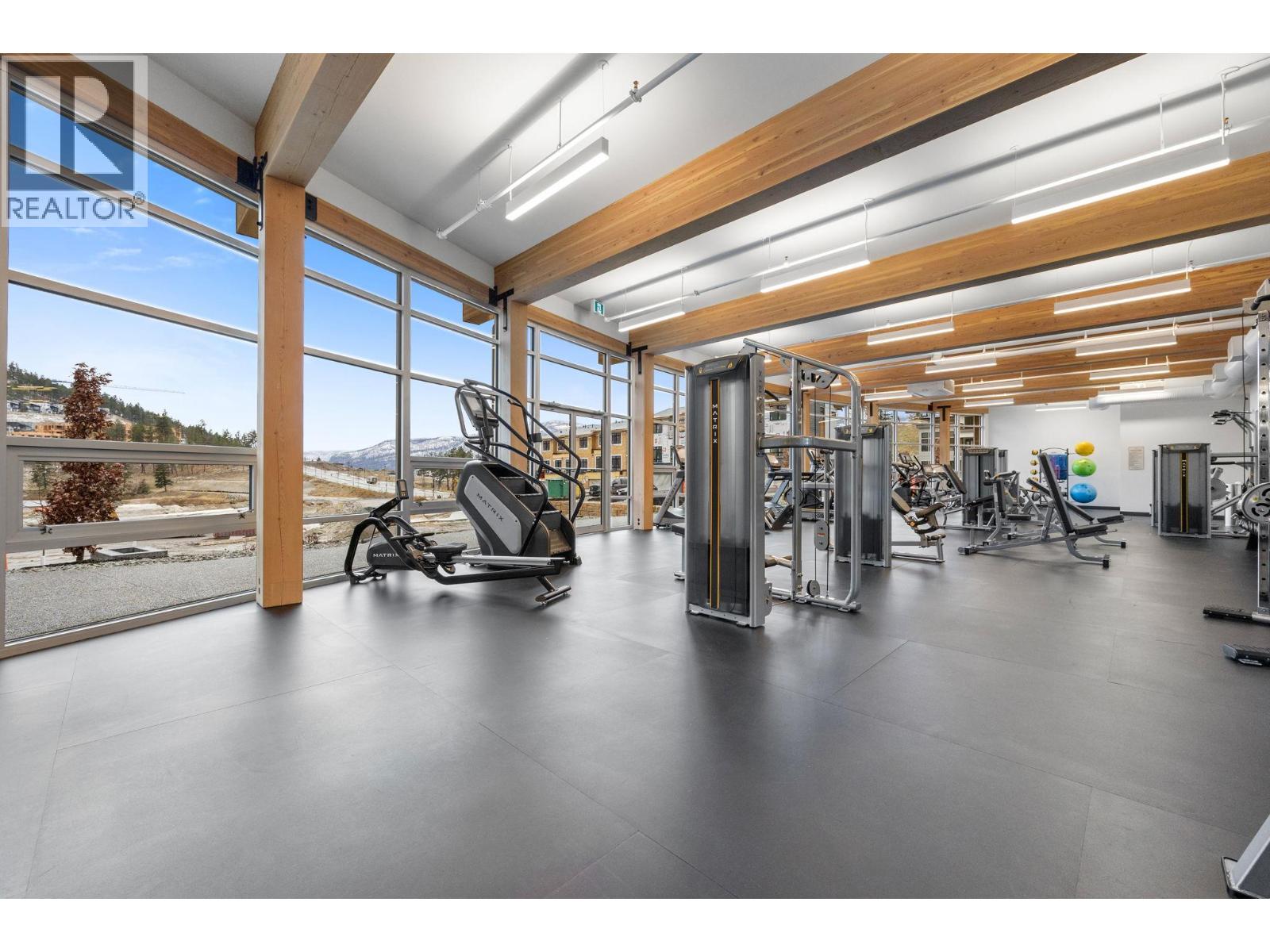 3707 Mckinley Beach Drive, Kelowna, British Columbia  V1V 1G2 - Photo 24 - 10373738