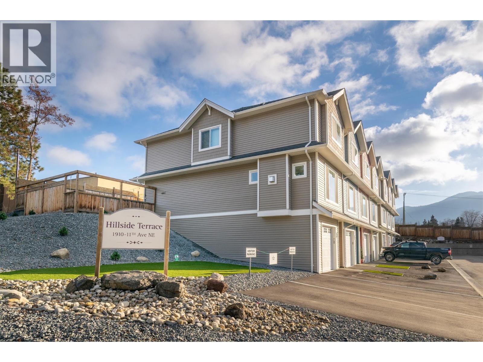 1910 11 Avenue Ne Unit# 14, Salmon Arm, British Columbia  V1E 2V5 - Photo 2 - 10373469