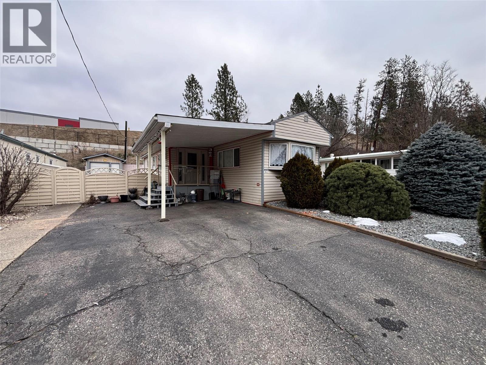 4701 Pleasant Valley Road Unit# 43, Vernon, British Columbia  V1T 4M7 - Photo 2 - 10373684