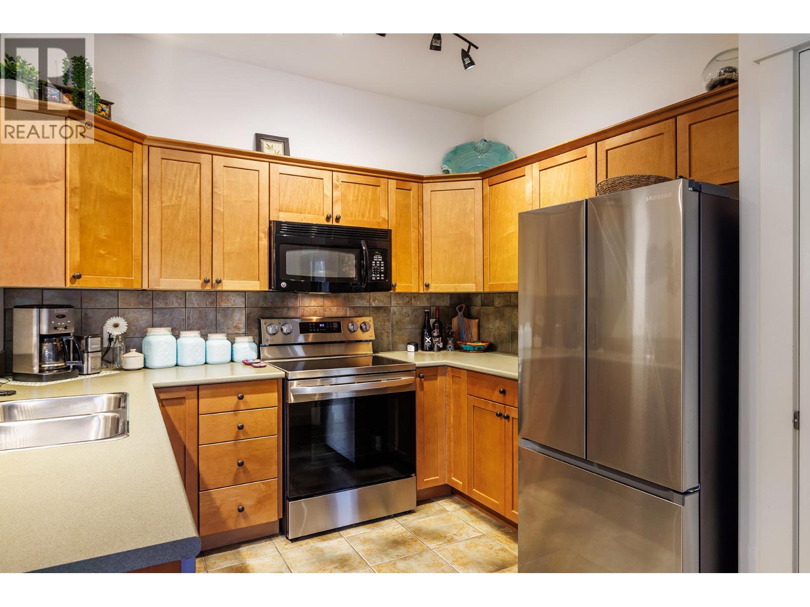 2611 Stillwater Way Unit# 205, Lake Country, British Columbia  V4V 2R3 - Photo 9 - 10373419
