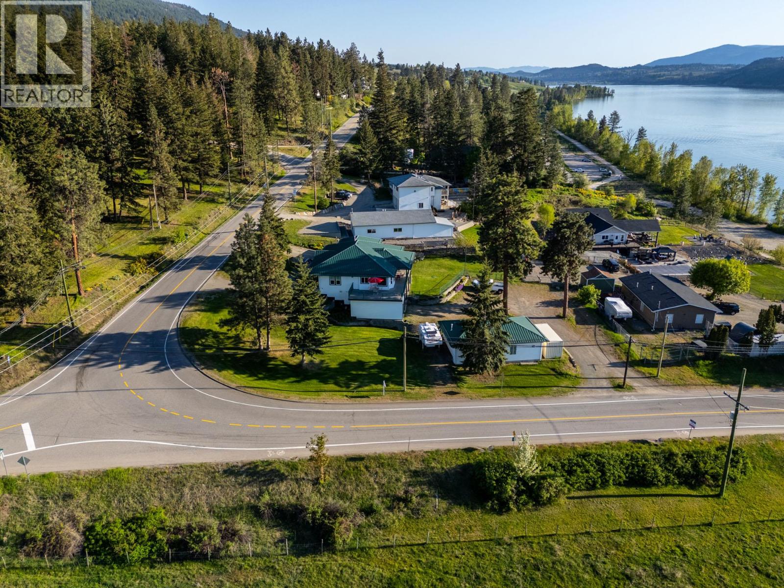 15326 Oyama Road, Lake Country, British Columbia  V4V 2C5 - Photo 2 - 10373320