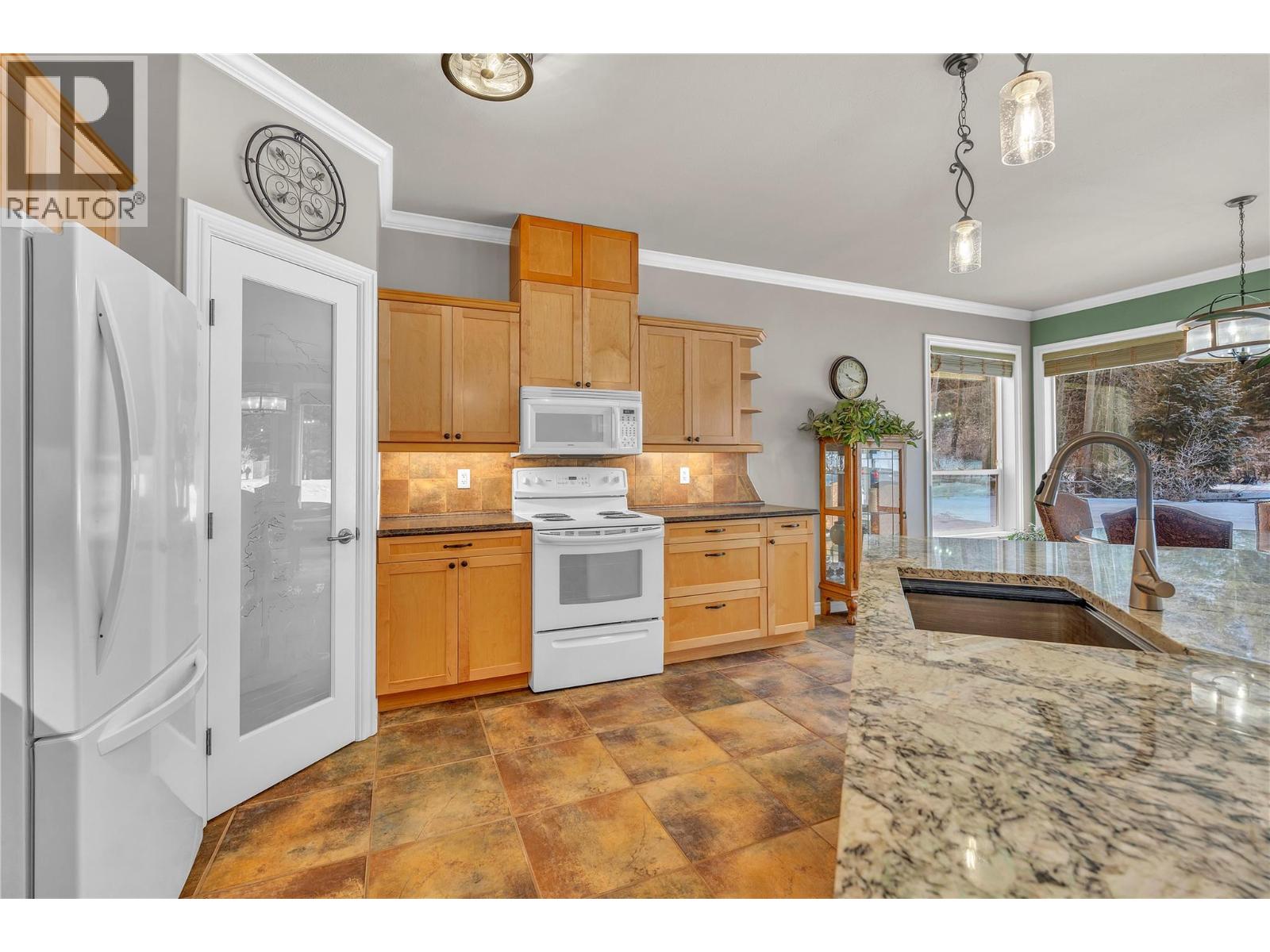 1084 Seven Mile Road, Princeton, British Columbia  V0X 1W0 - Photo 15 - 10373424