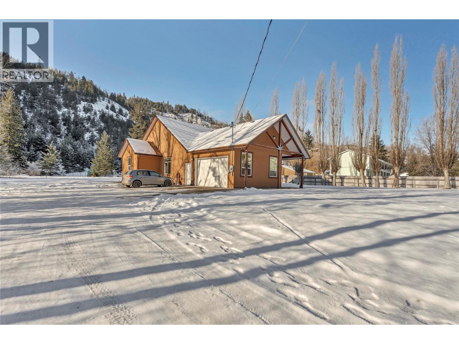 1084 Seven Mile Road, Princeton, British Columbia  V0X 1W0 - Photo 3 - 10373424