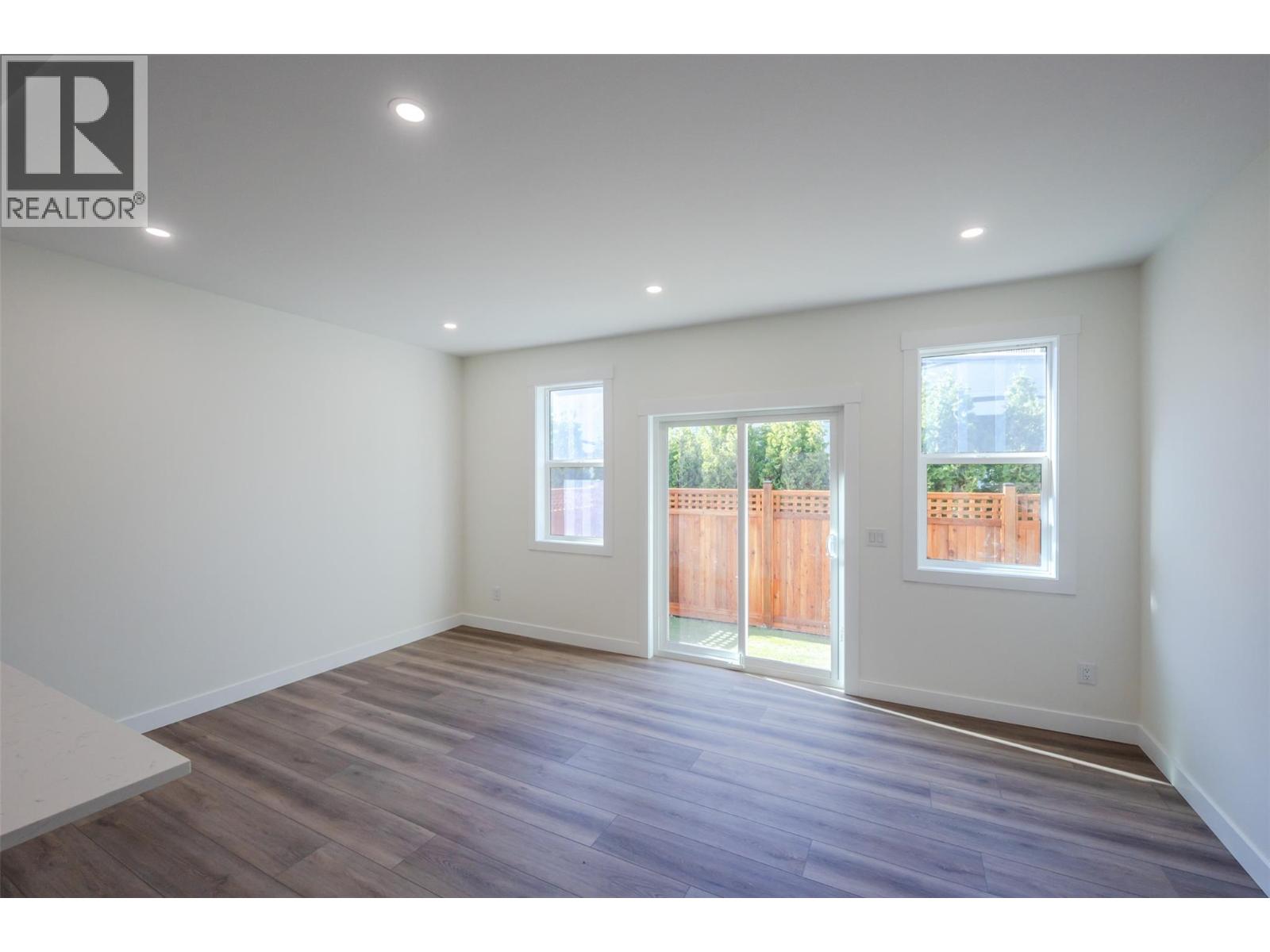 11612 Victoria Road S Unit# 101, Summerland, British Columbia  V0H 1Z2 - Photo 2 - 10373745